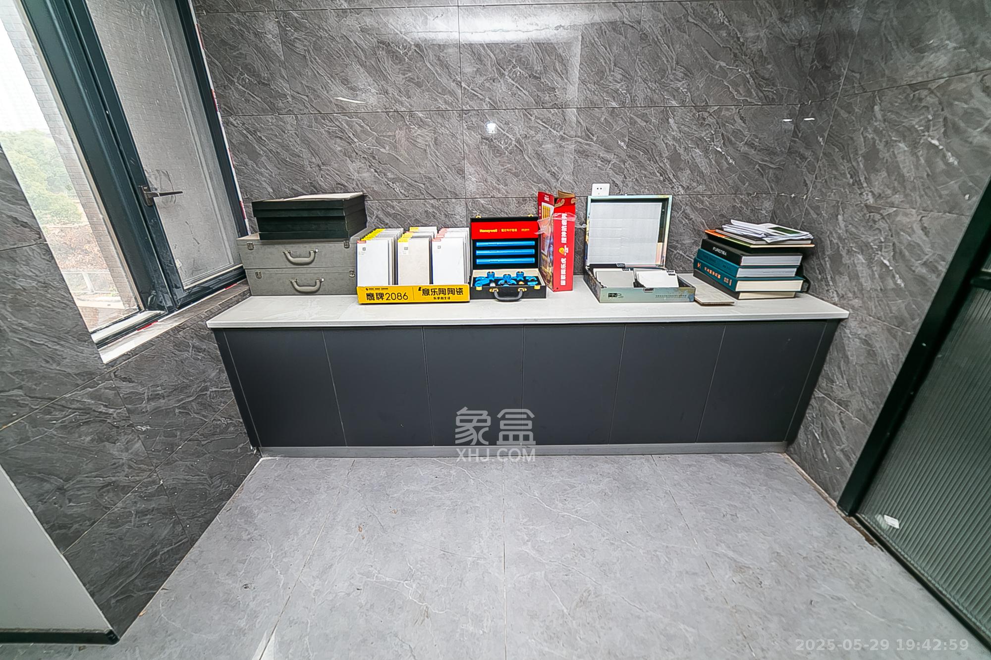 万科紫台 5室5厅4卫 389.0万 万科紫台 5室5厅4卫 389.0万厨房