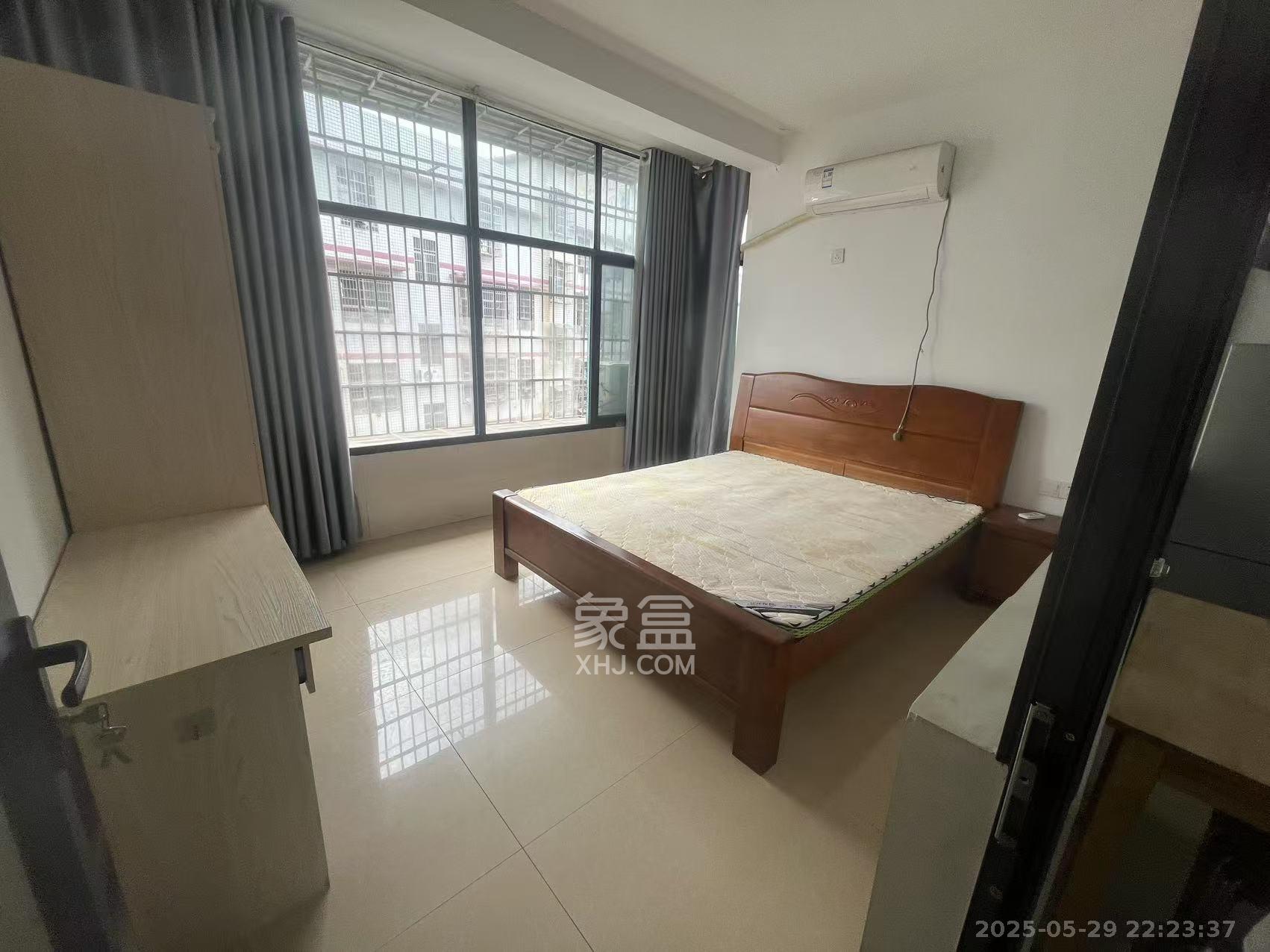 联丰小区 1室1厅1卫 850.0元/月 联丰小区 1室1厅1卫 850.0元/月室内图