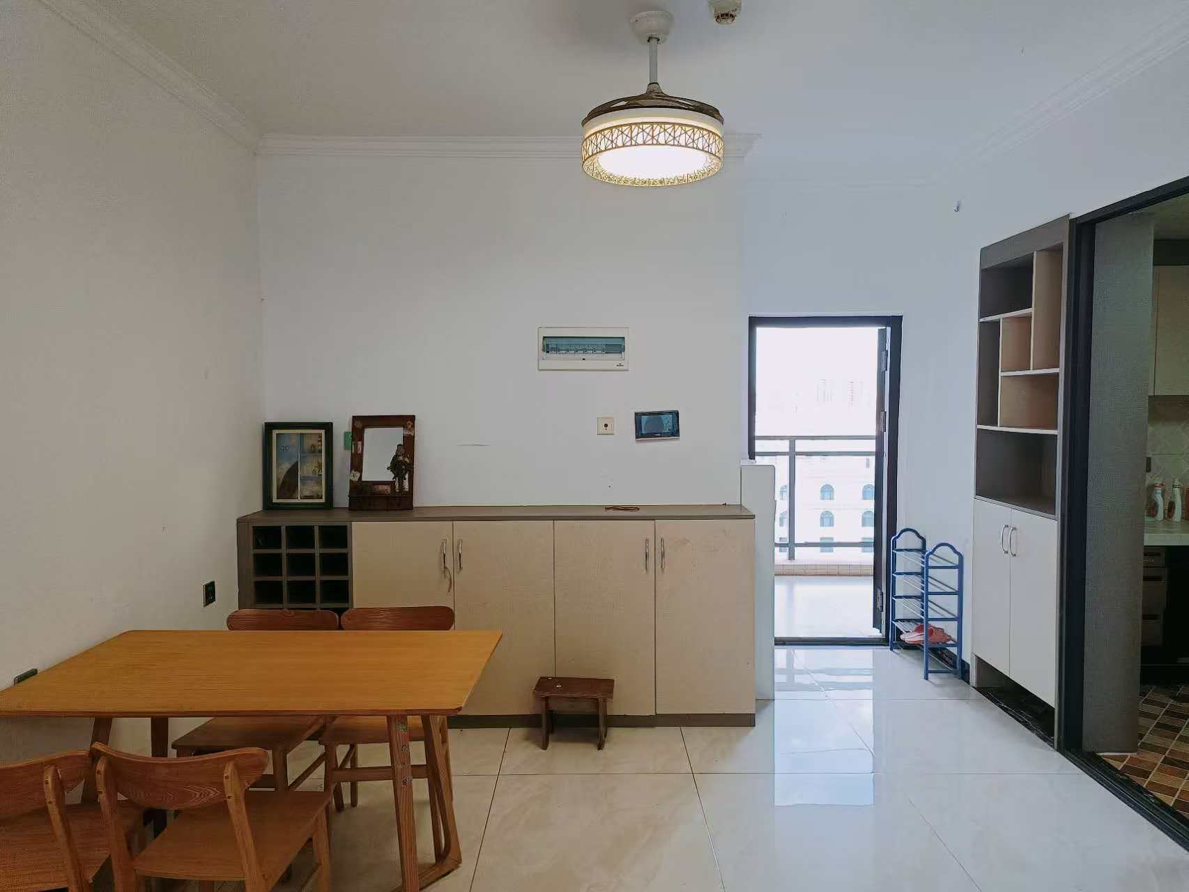 海鑫城一期  2室2厅1卫    138.0万 海鑫城一期  2室2厅1卫    138.0万室内图