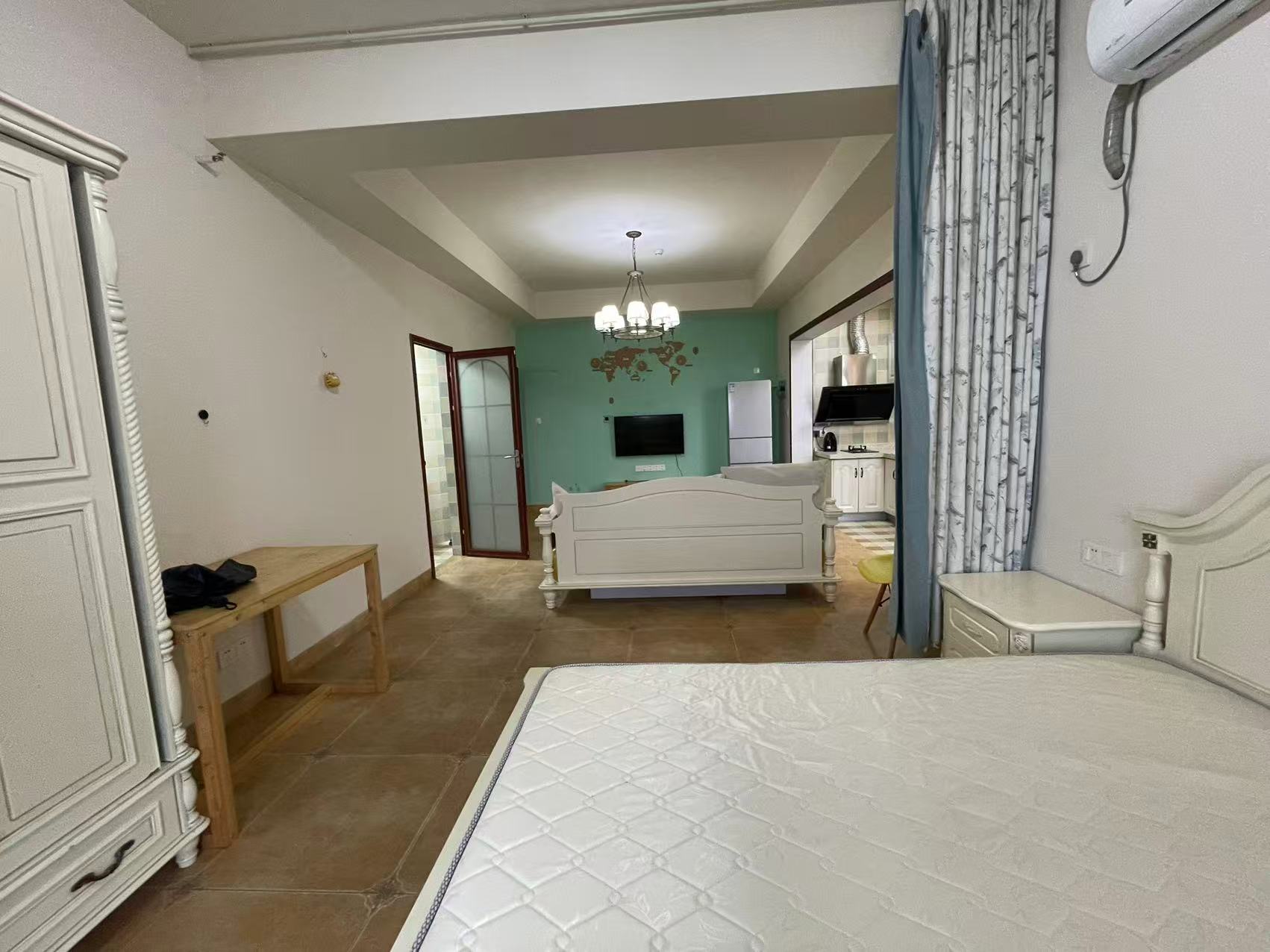 庐山一号  1室1厅1卫    28.0万 庐山一号  1室1厅1卫    28.0万室内图