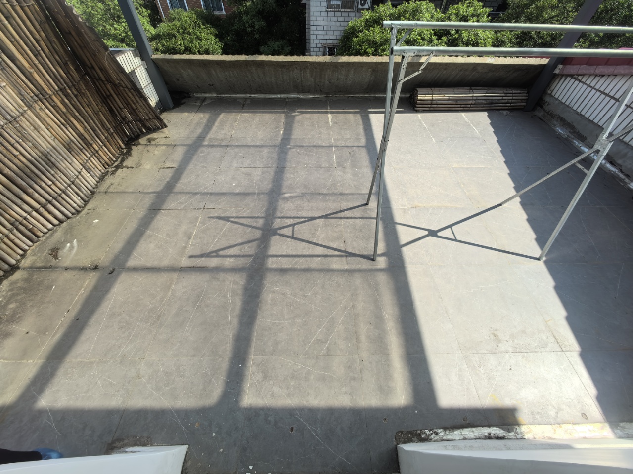 庭院小区  4室2厅3卫    86.8万室内图
