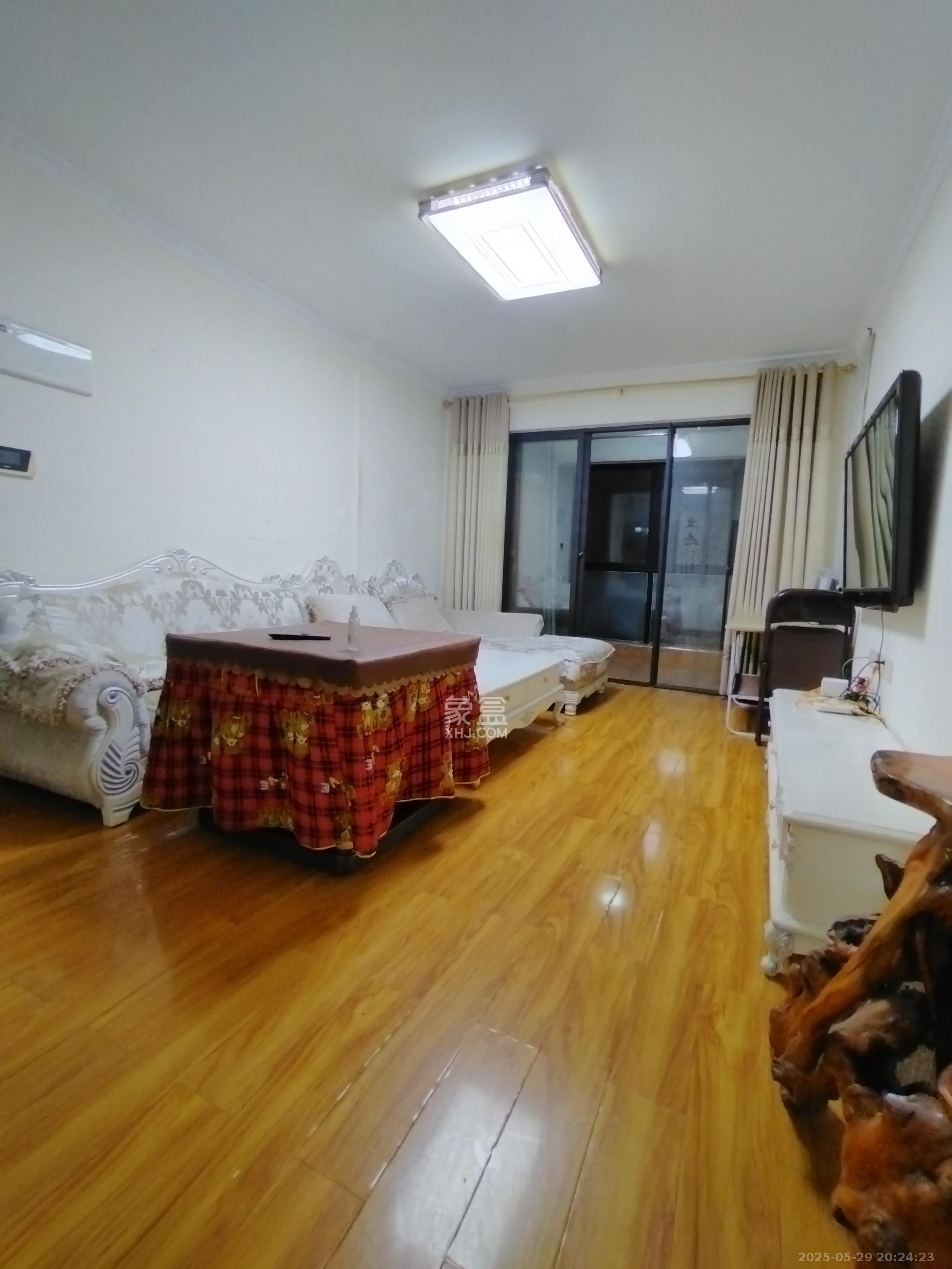 康桥长郡 3室1厅1卫 1900.0元/月 康桥长郡 3室1厅1卫 1900.0元/月室内图