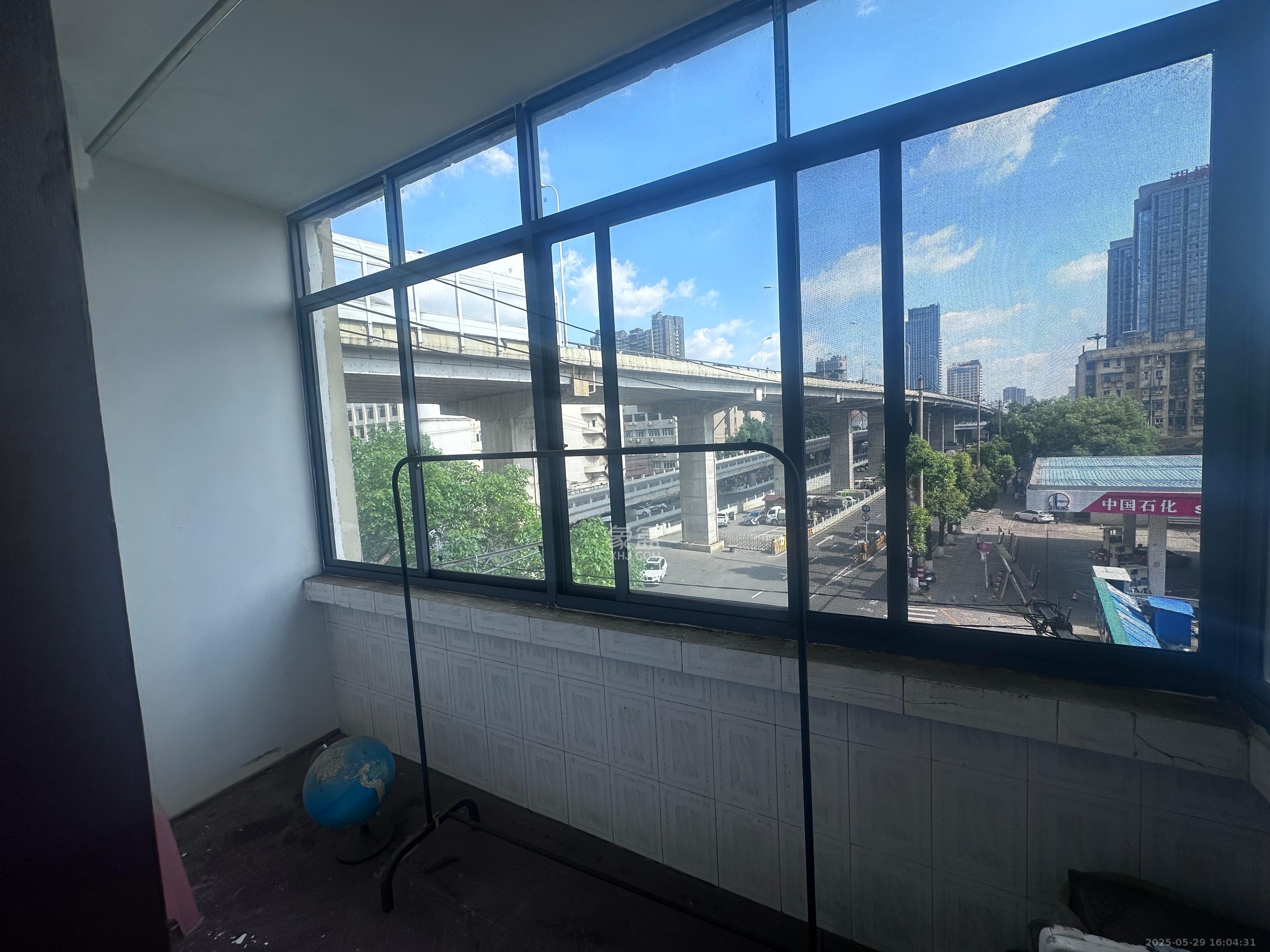 长沙市环卫机械厂宿舍  2室1厅1卫   1100.00元/月室内图