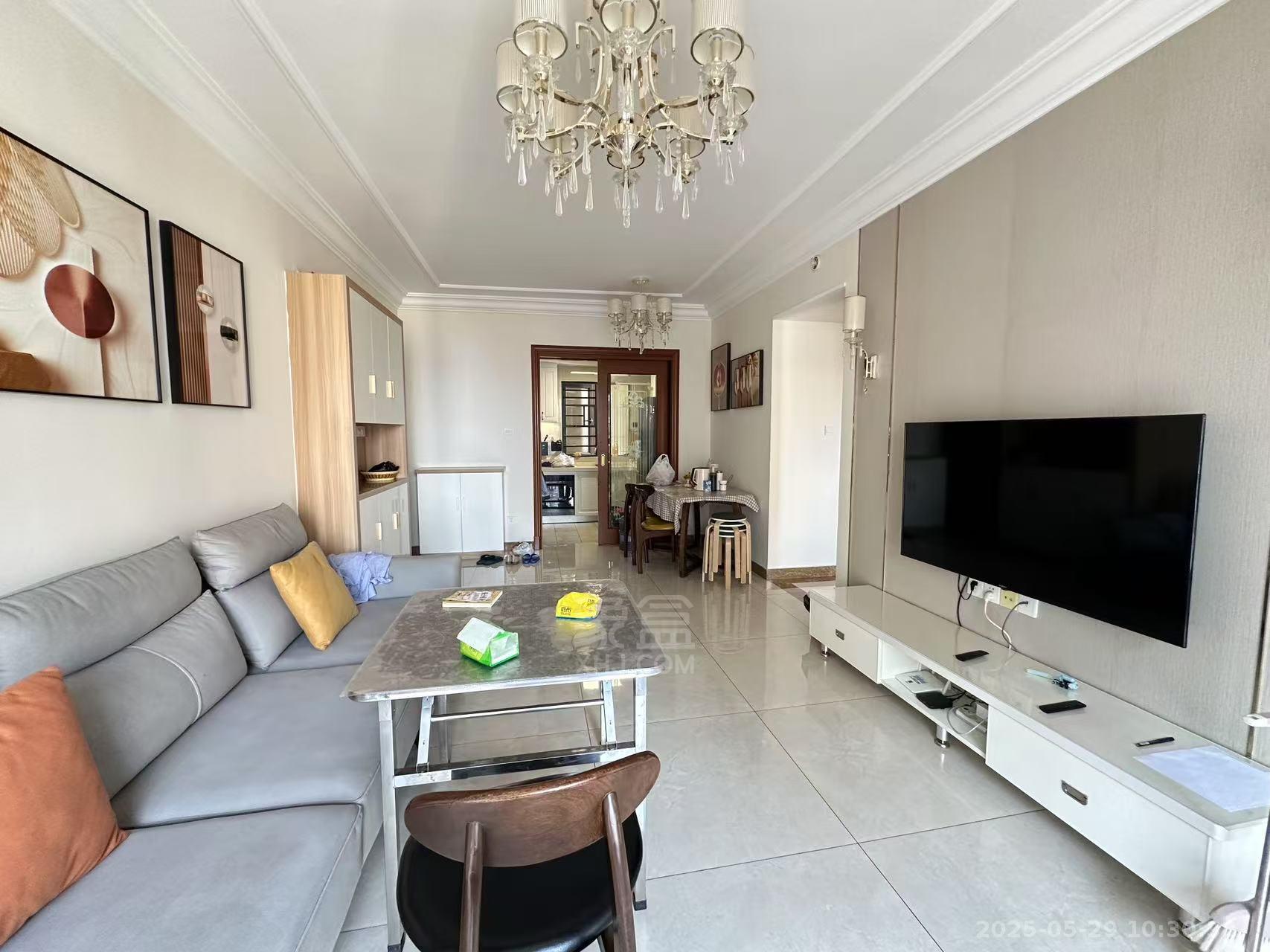 恒大华府 3室2厅1卫 2500.0元/月 恒大华府 3室2厅1卫 2500.0元/月室内图