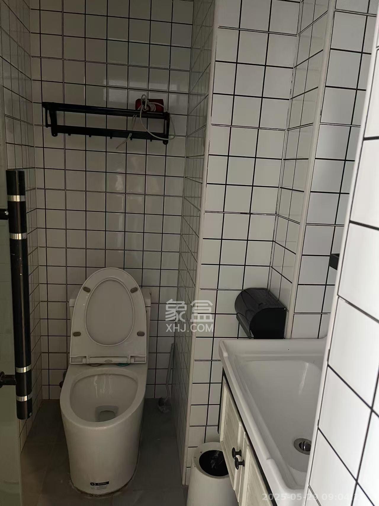 洋湖时代 1室1厅1卫 1200.0元/月 洋湖时代 1室1厅1卫 1200.0元/月室内图