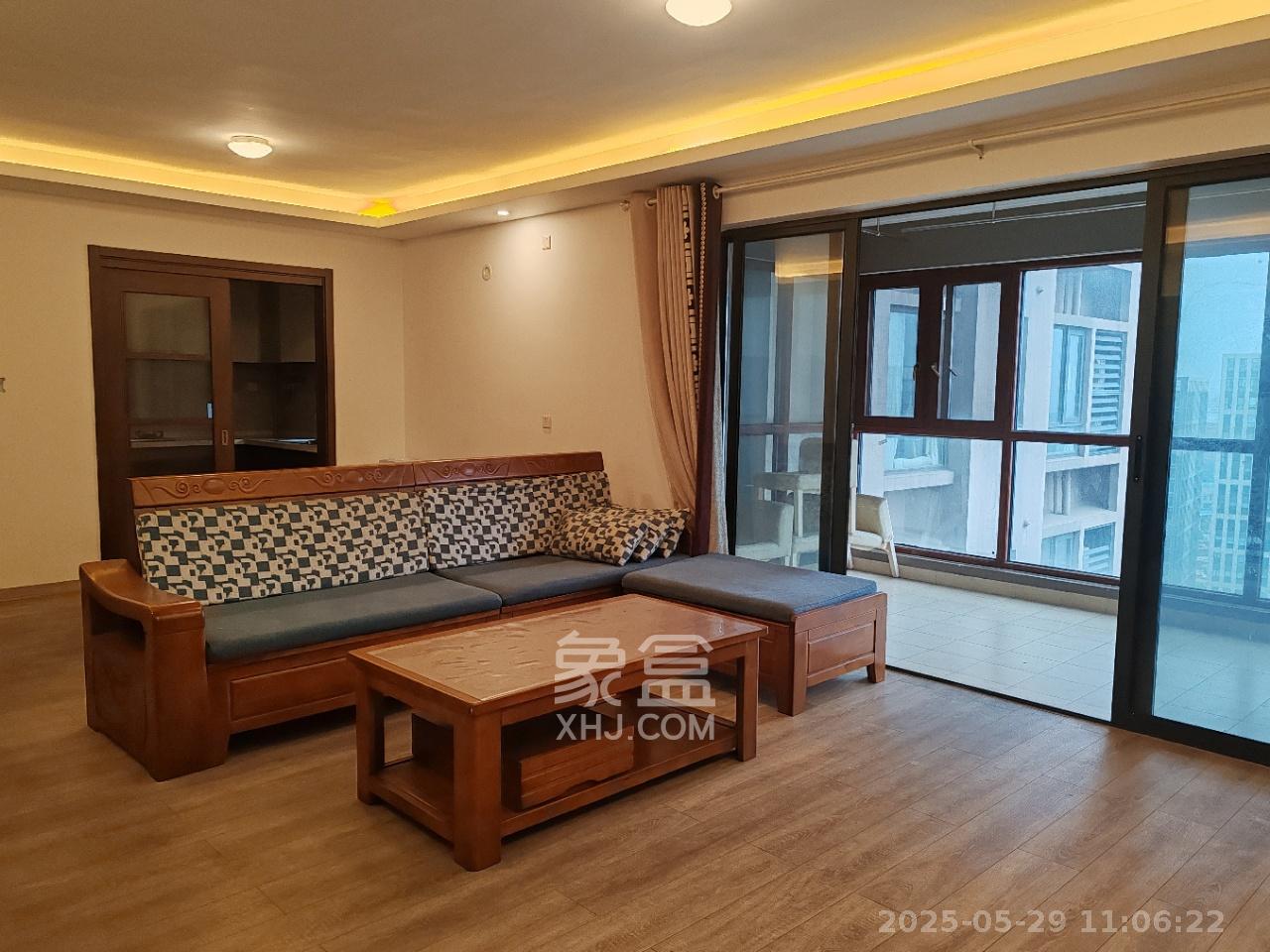 汇金城/嘉华城(二期、三期) 4室2厅2卫 3000.0元/月 汇金城/嘉华城(二期、三期) 4室2厅2卫 3000.0元/月室内图