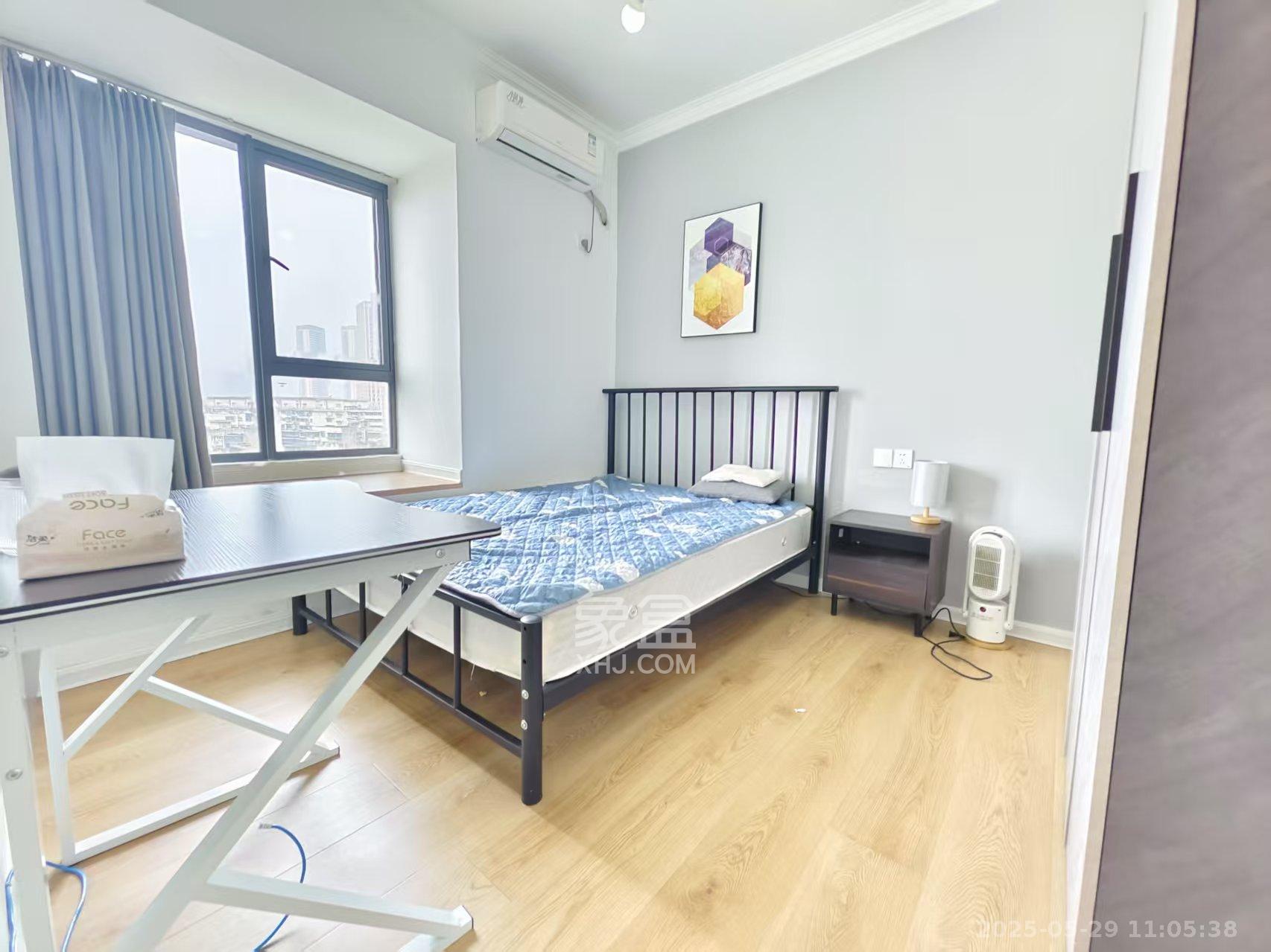 天健城(天健芙蓉盛世三期) 2室1厅1卫 3400.0元/月 天健城(天健芙蓉盛世三期) 2室1厅1卫 3400.0元/月室内图