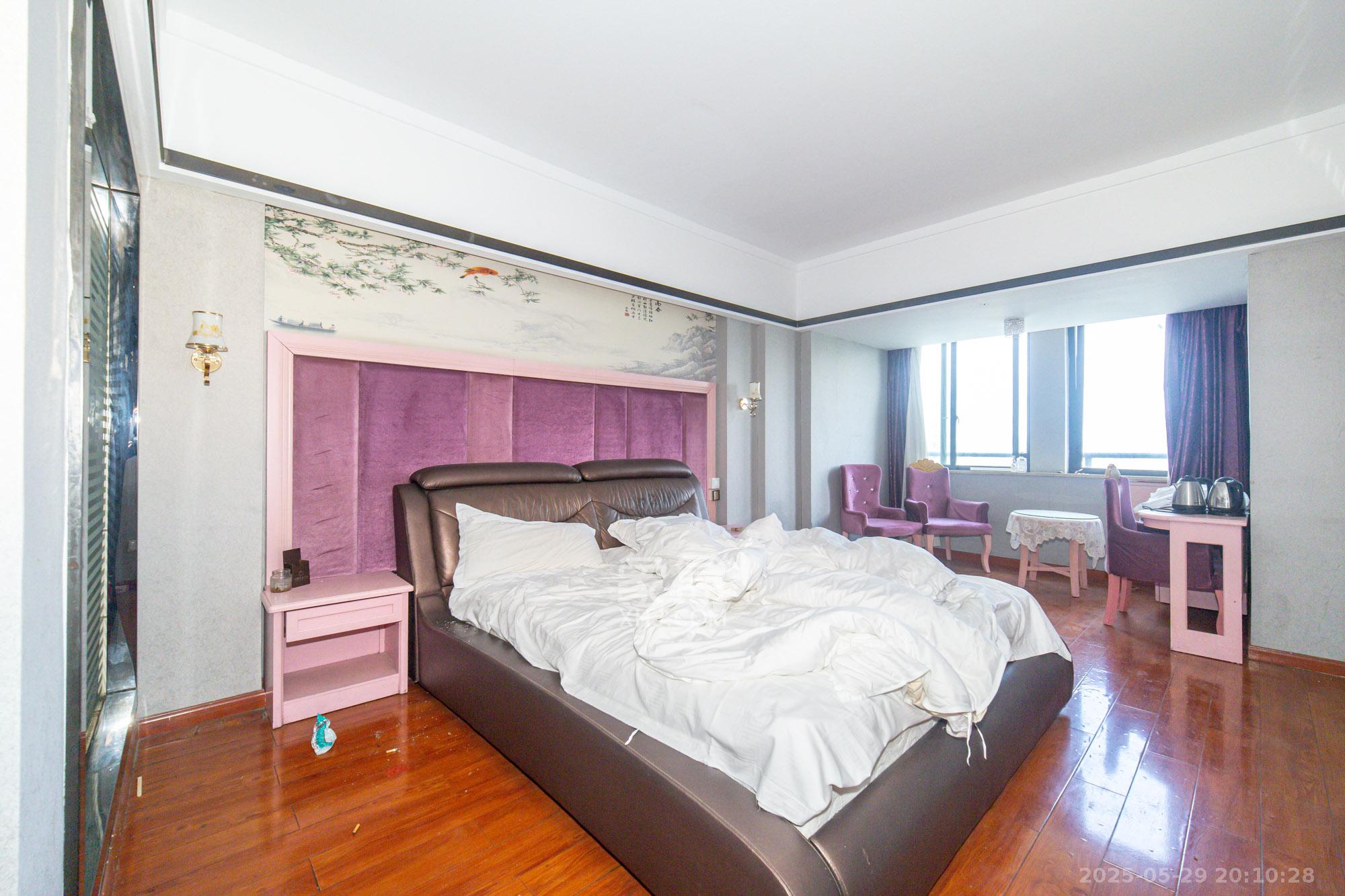 尚都花园城 1室1厅1卫 18.8万 尚都花园城 1室1厅1卫 18.8万客厅