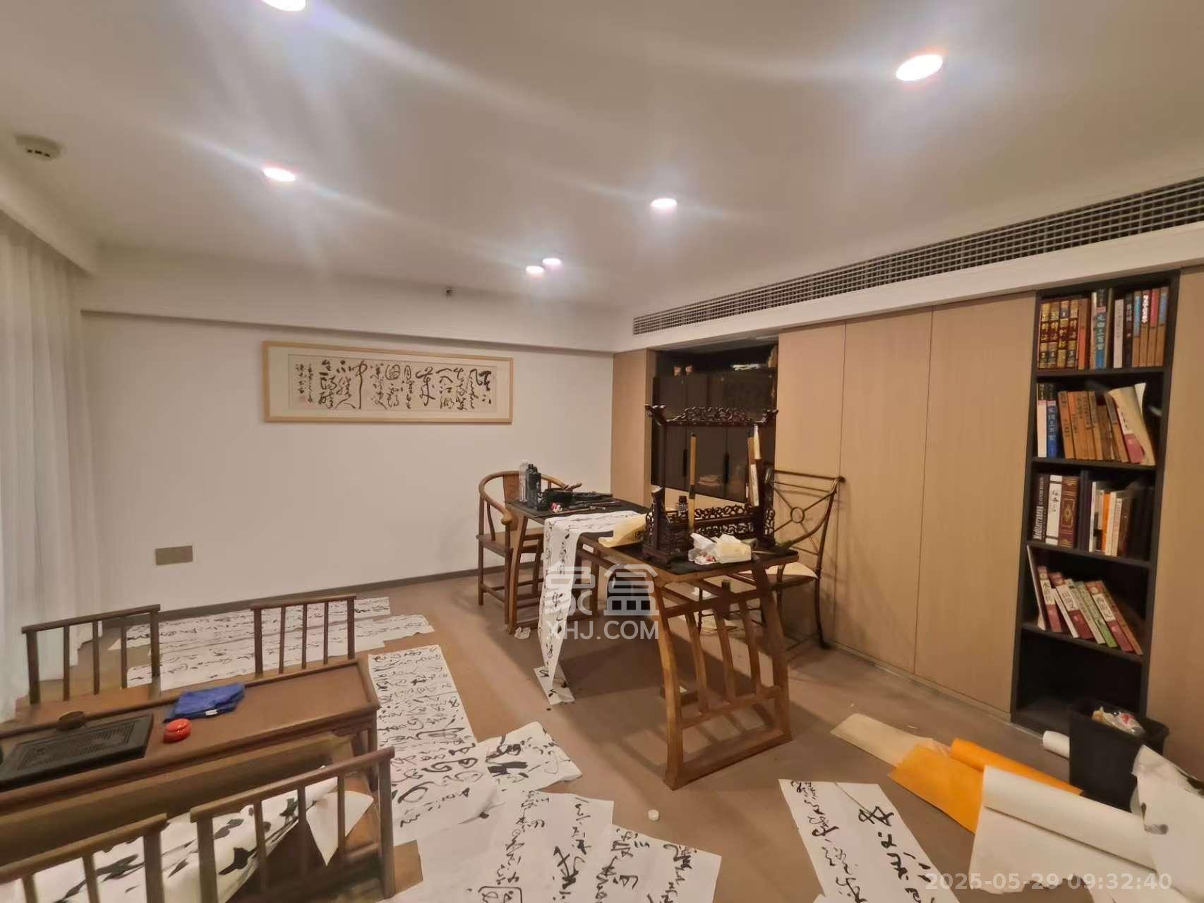 东盈商业广场（华泉城市广场）  1室0厅0卫   3500.00元/月室内图