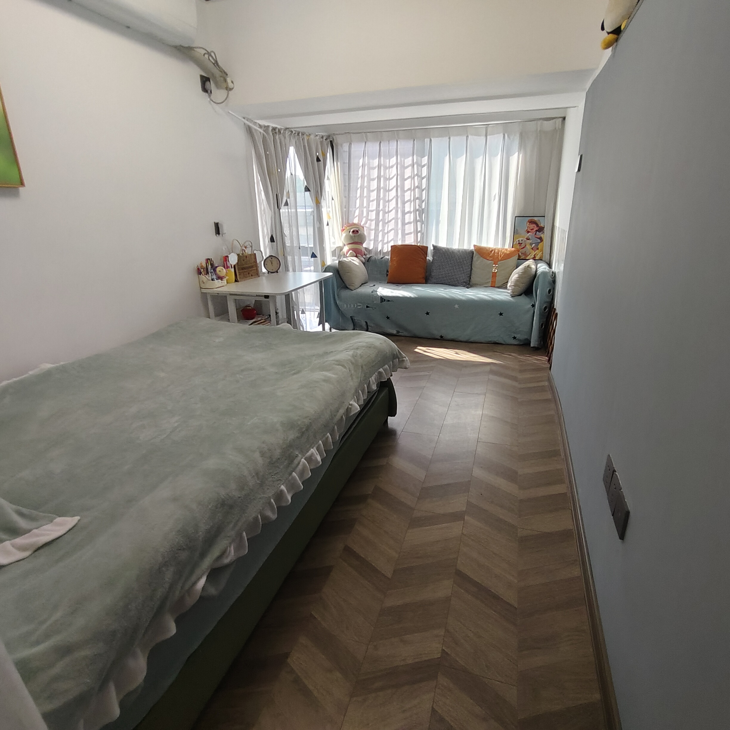 桃花缘  4室2厅2卫   95.00万 桃花缘  4室2厅2卫   95.00万室内图