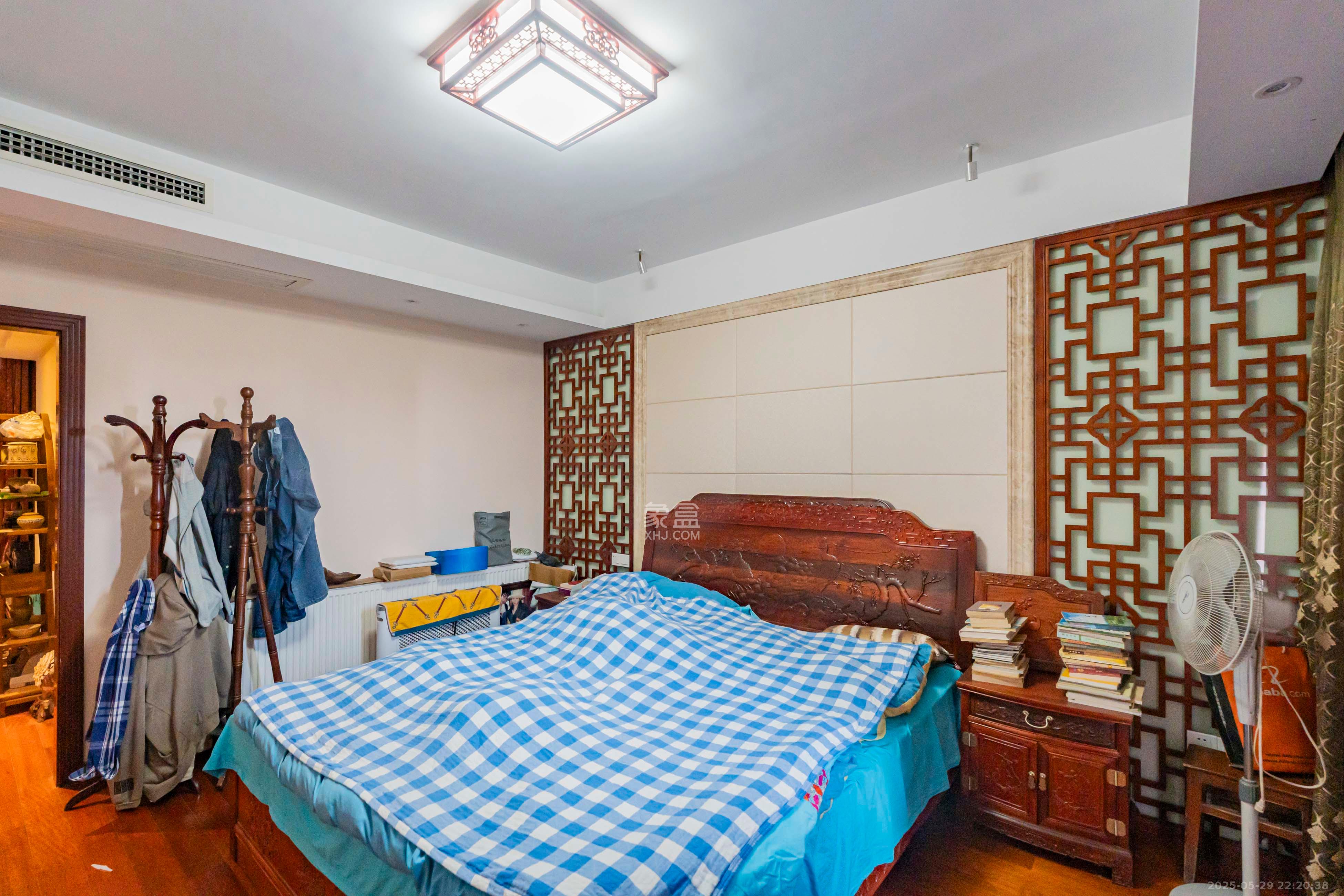 复地崑玉国际一期 4室2厅2卫 338.0万 复地崑玉国际一期 4室2厅2卫 338.0万卧室