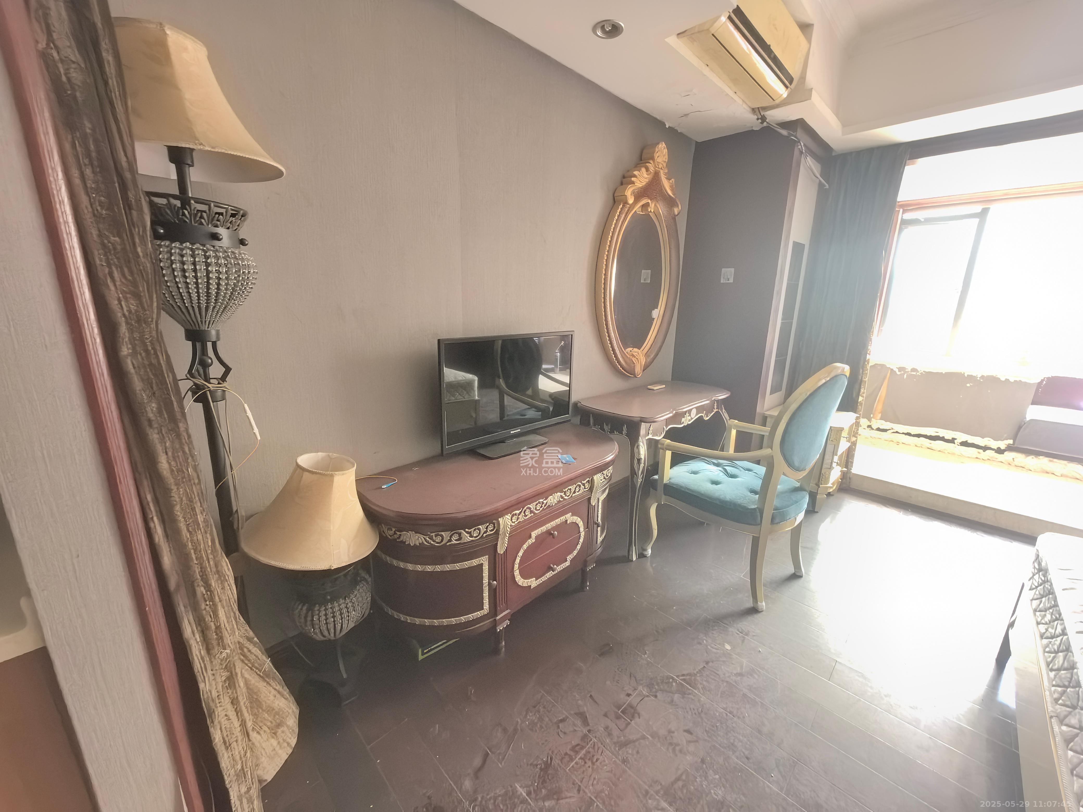 沁园春御院 1室1厅1卫 1700.0元/月 沁园春御院 1室1厅1卫 1700.0元/月室内图