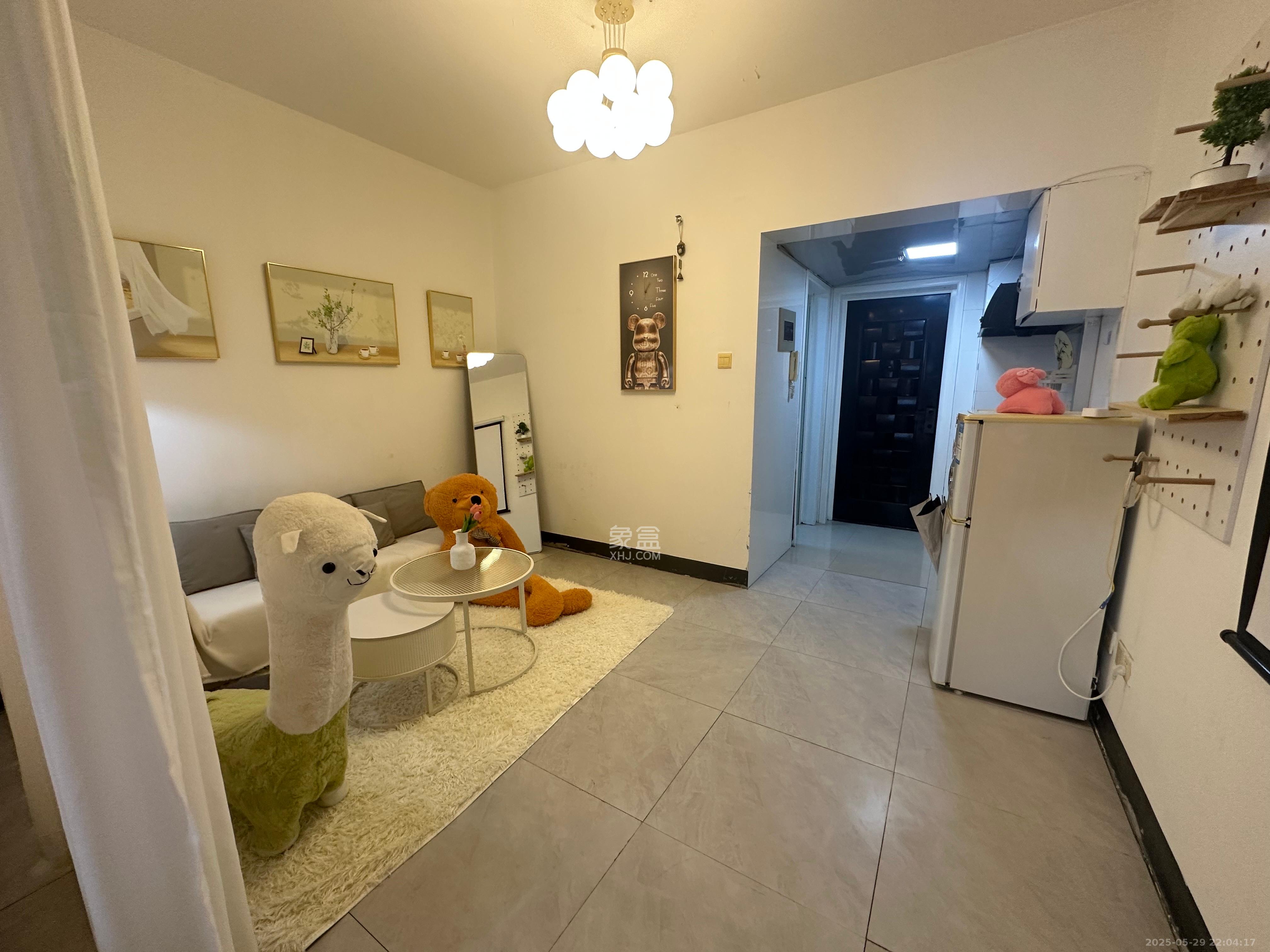 2076至高点  1室1厅1卫    1880.0元/月 2076至高点  1室1厅1卫    1880.0元/月室内图