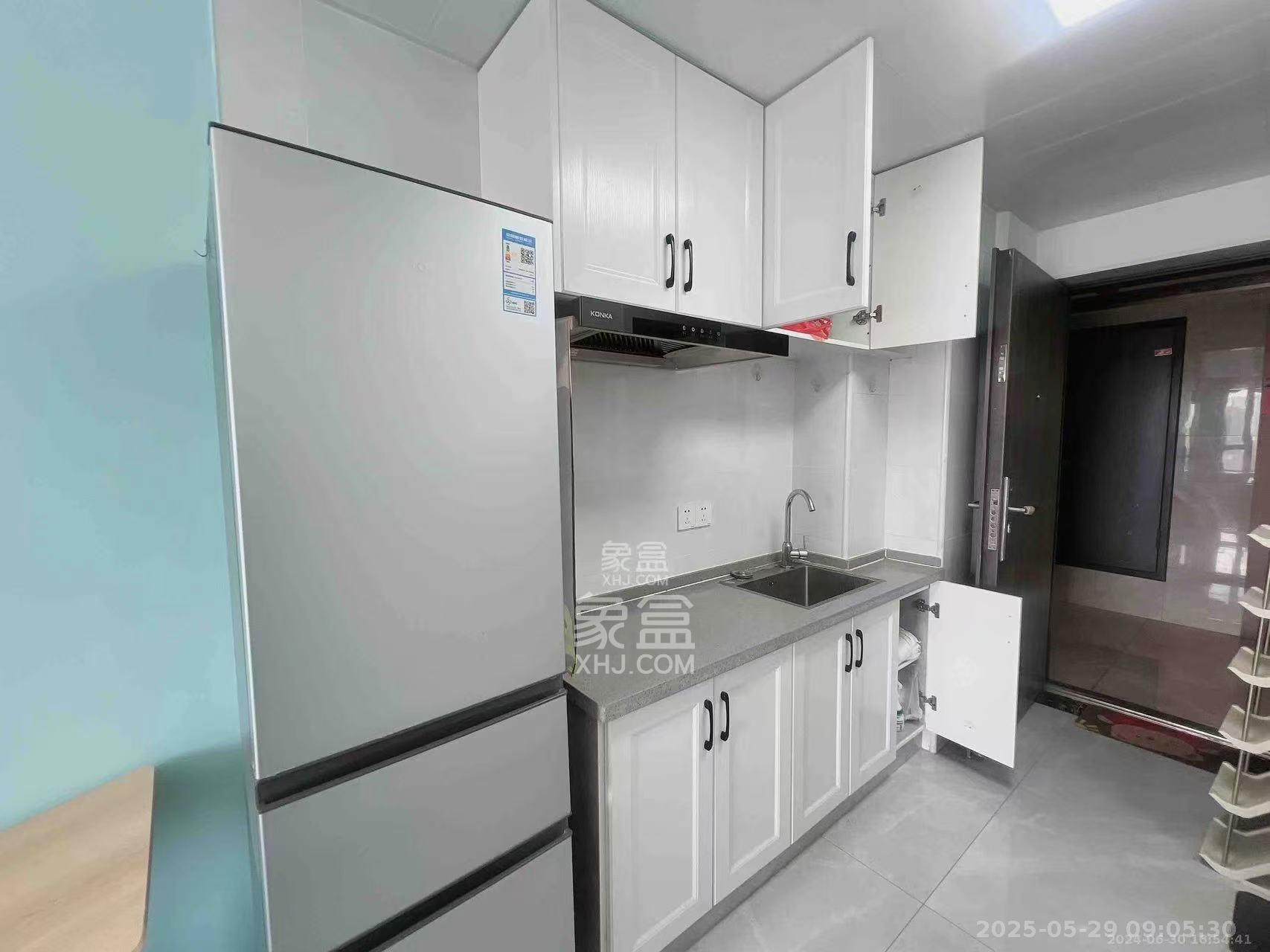 龙湖湘江星座(祺鑫星座公寓) 1室1厅1卫 1680.0元/月 龙湖湘江星座(祺鑫星座公寓) 1室1厅1卫 1680.0元/月室内图