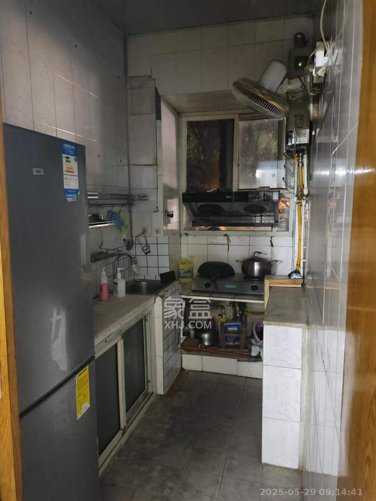 省文化厅宿舍(文物局)/湖南省书法院 3室2厅1卫 2600.0元/月 省文化厅宿舍(文物局)/湖南省书法院 3室2厅1卫 2600.0元/月室内图