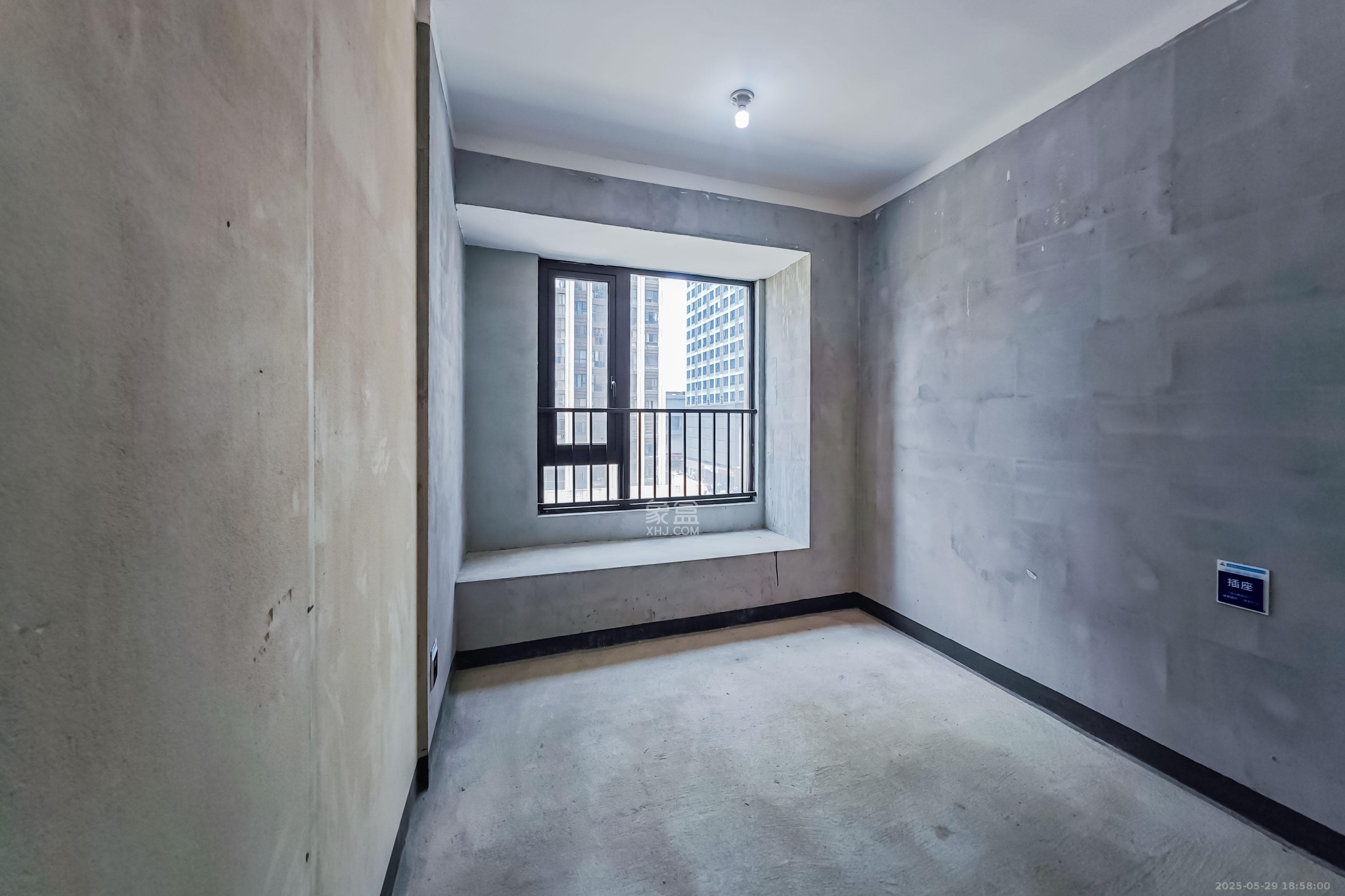 建发玖洲观澜  4室2厅2卫   238.00万其他