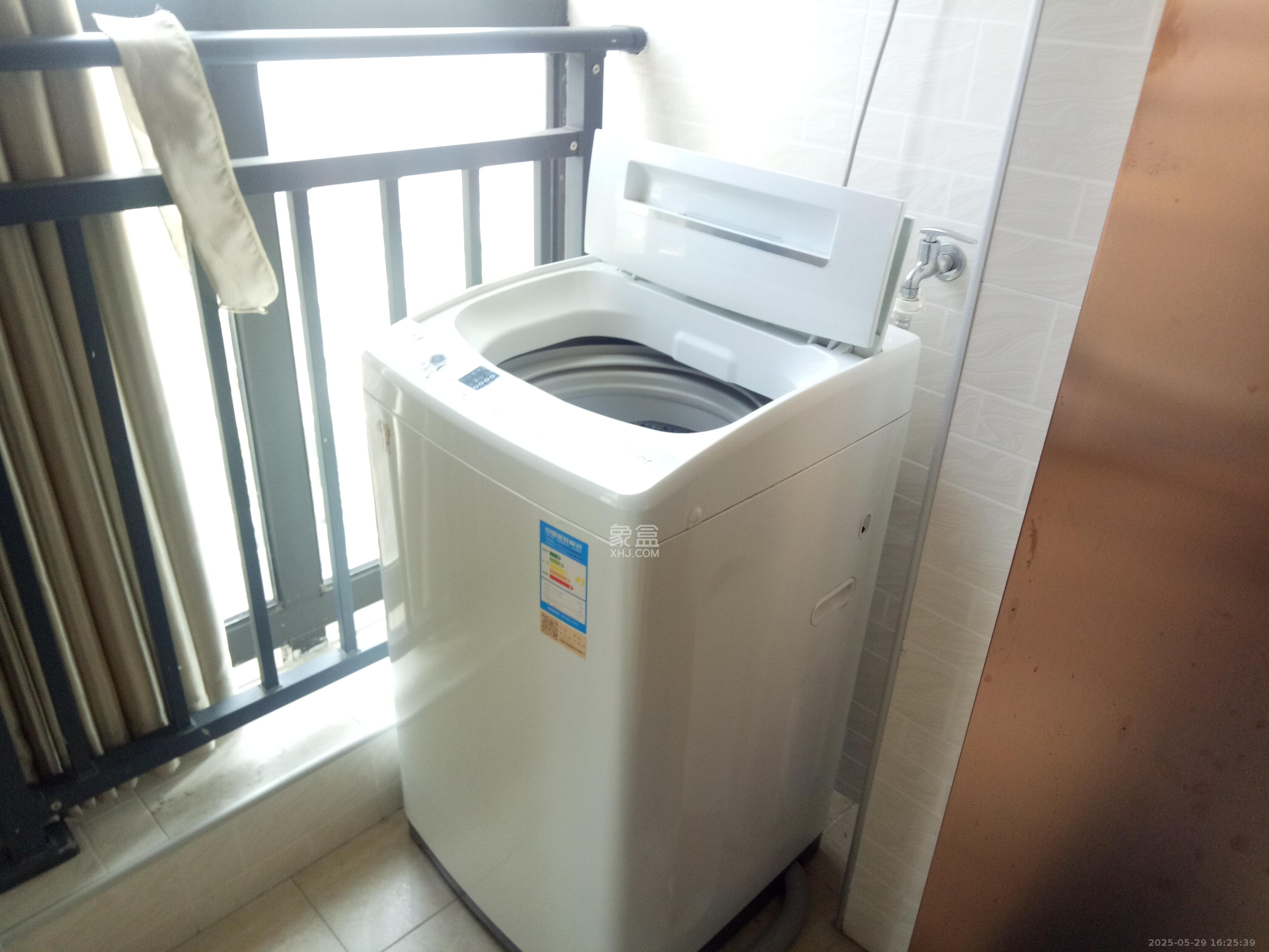 万科魅力之城  1室1厅1卫   1300.00元/月室内图