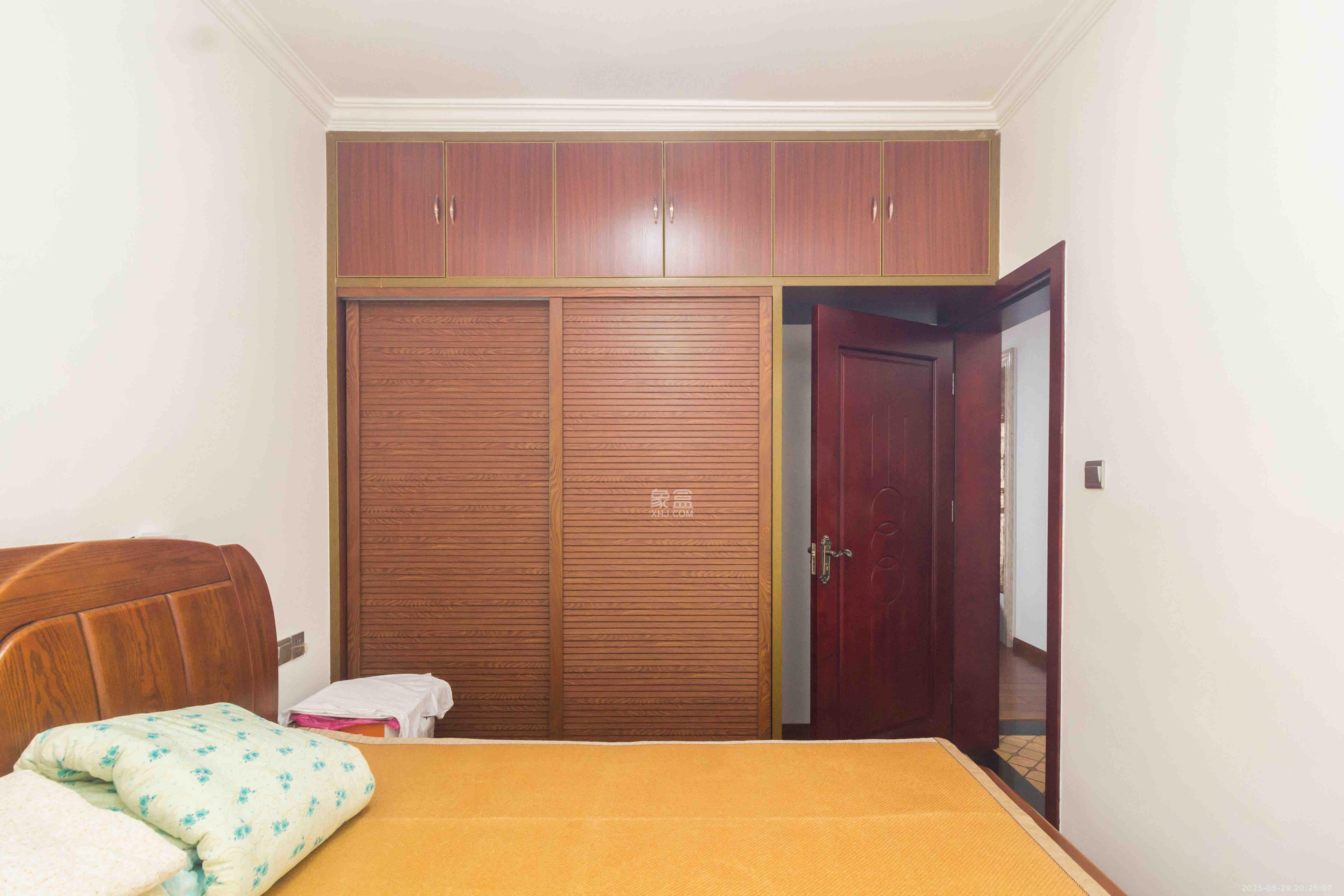 光明城市(星辰青年城) 4室2厅2卫 2200.0元/月 光明城市(星辰青年城) 4室2厅2卫 2200.0元/月室内图