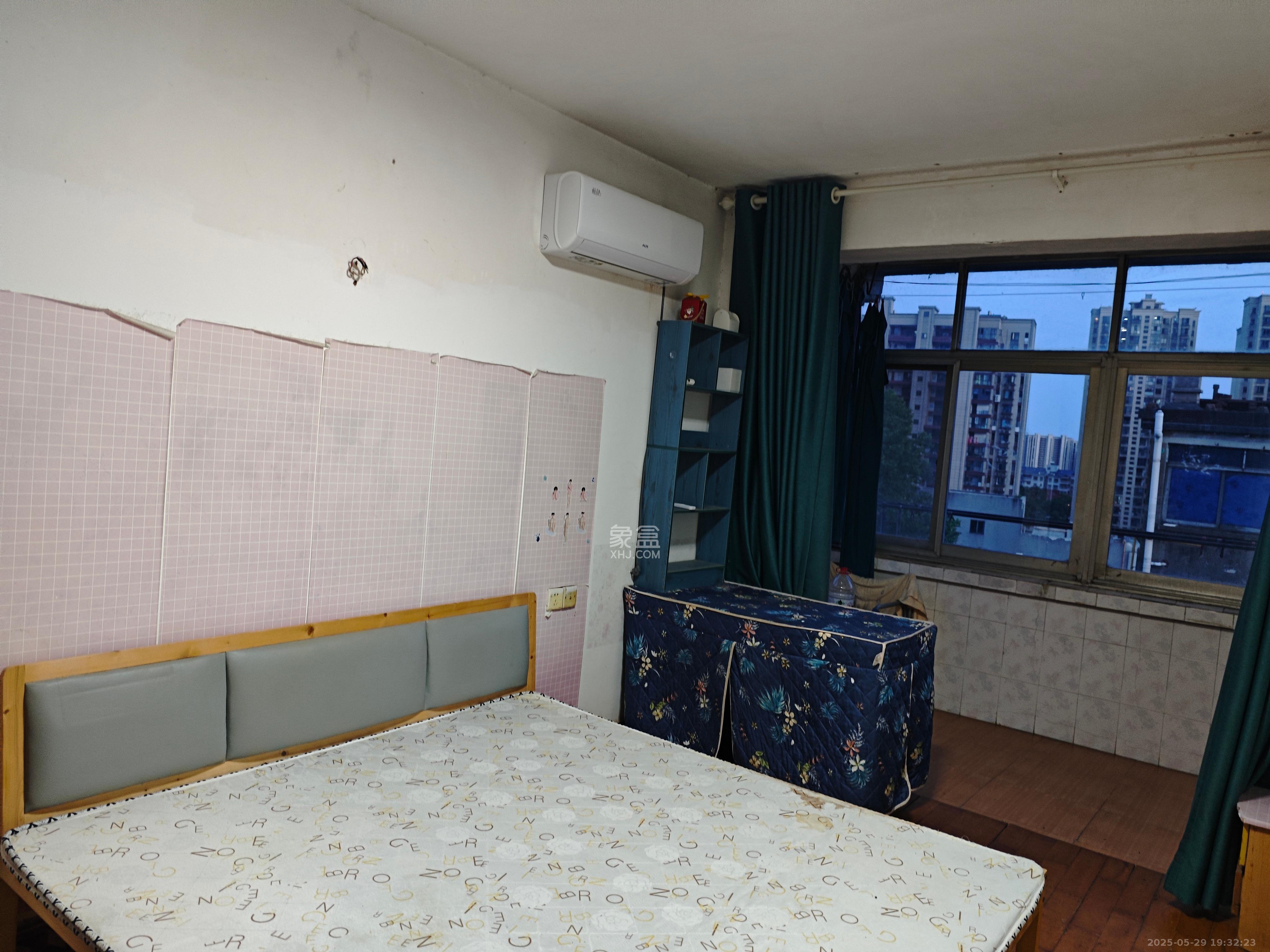 中铁五局宿舍（洞井铺）  2室1厅1卫   900.00元/月室内图
