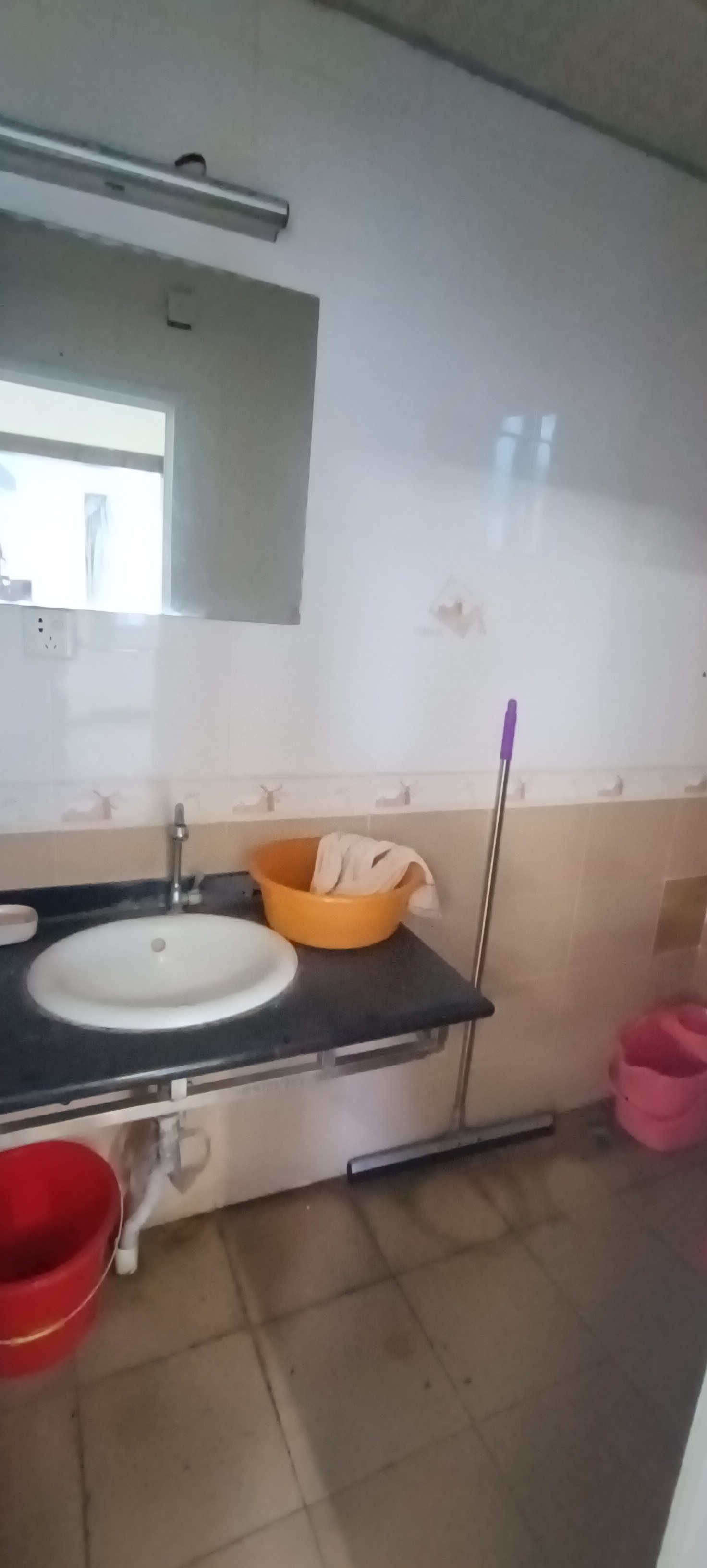 美银大厦 4室2厅1卫 5000.0元/月 美银大厦 4室2厅1卫 5000.0元/月室内图