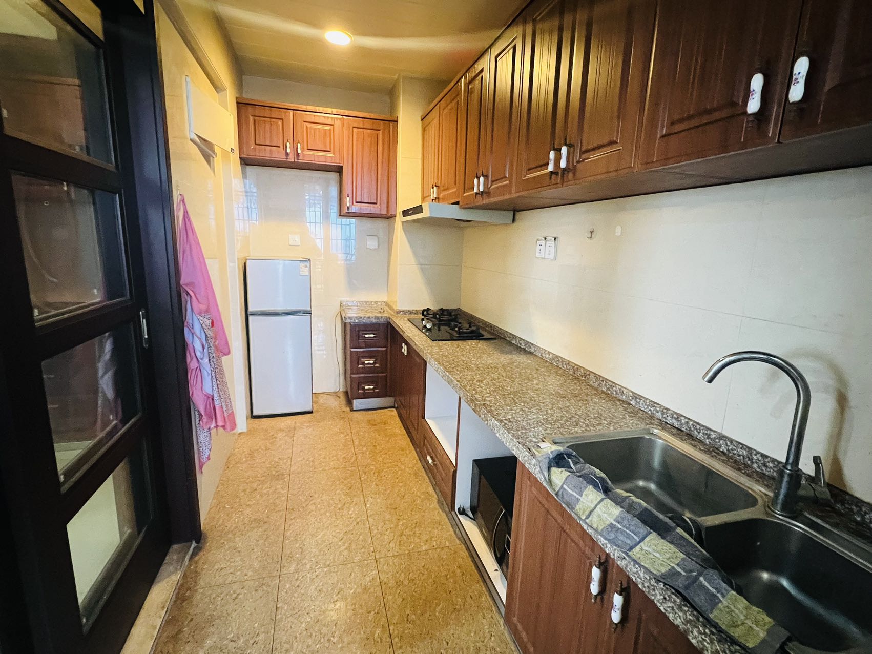 碧桂园 3室2厅2卫 1800.0元/月 碧桂园 3室2厅2卫 1800.0元/月室内图