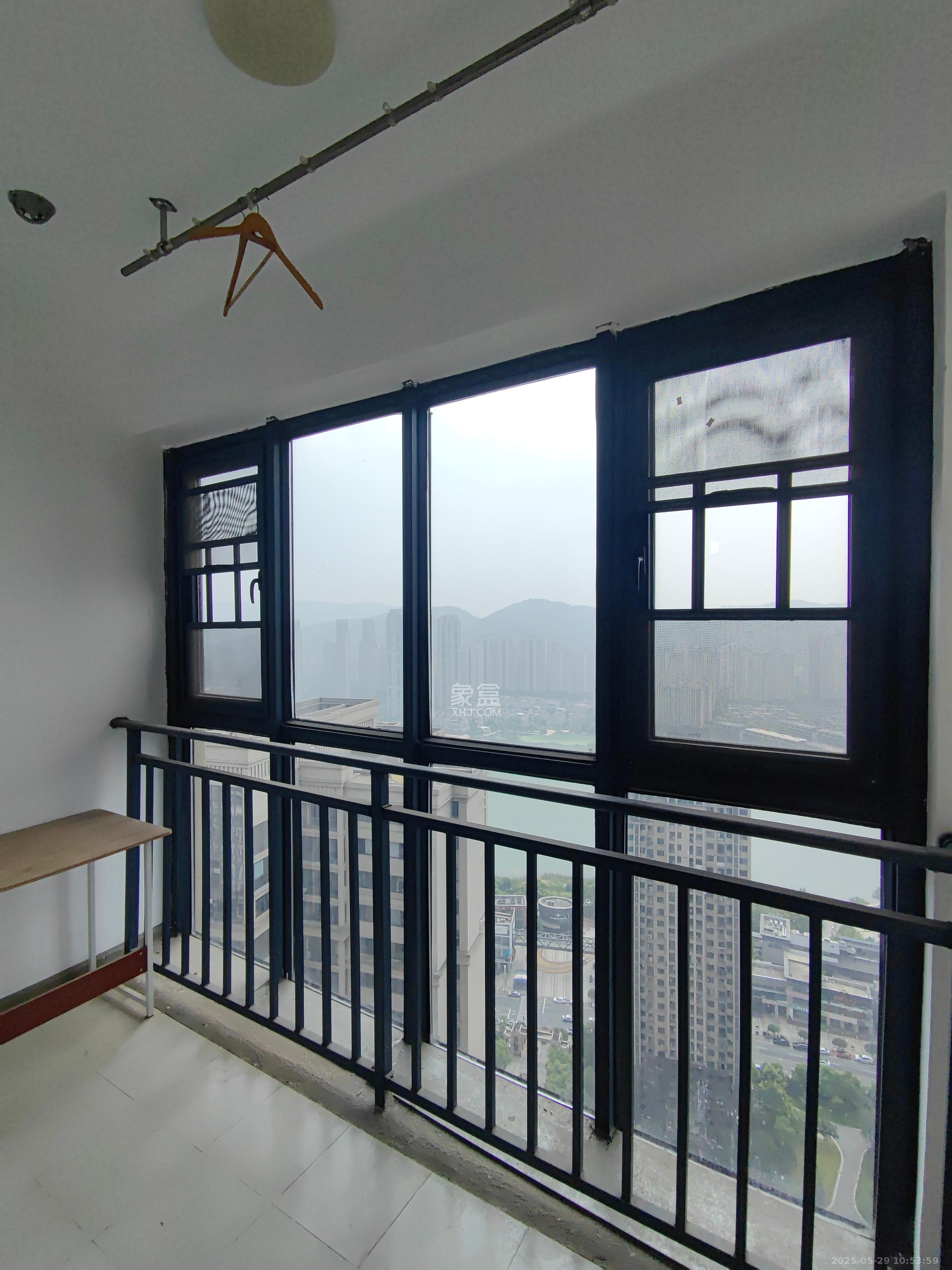中建梅溪湖中心  3室2厅2卫   2800.00元/月室内图