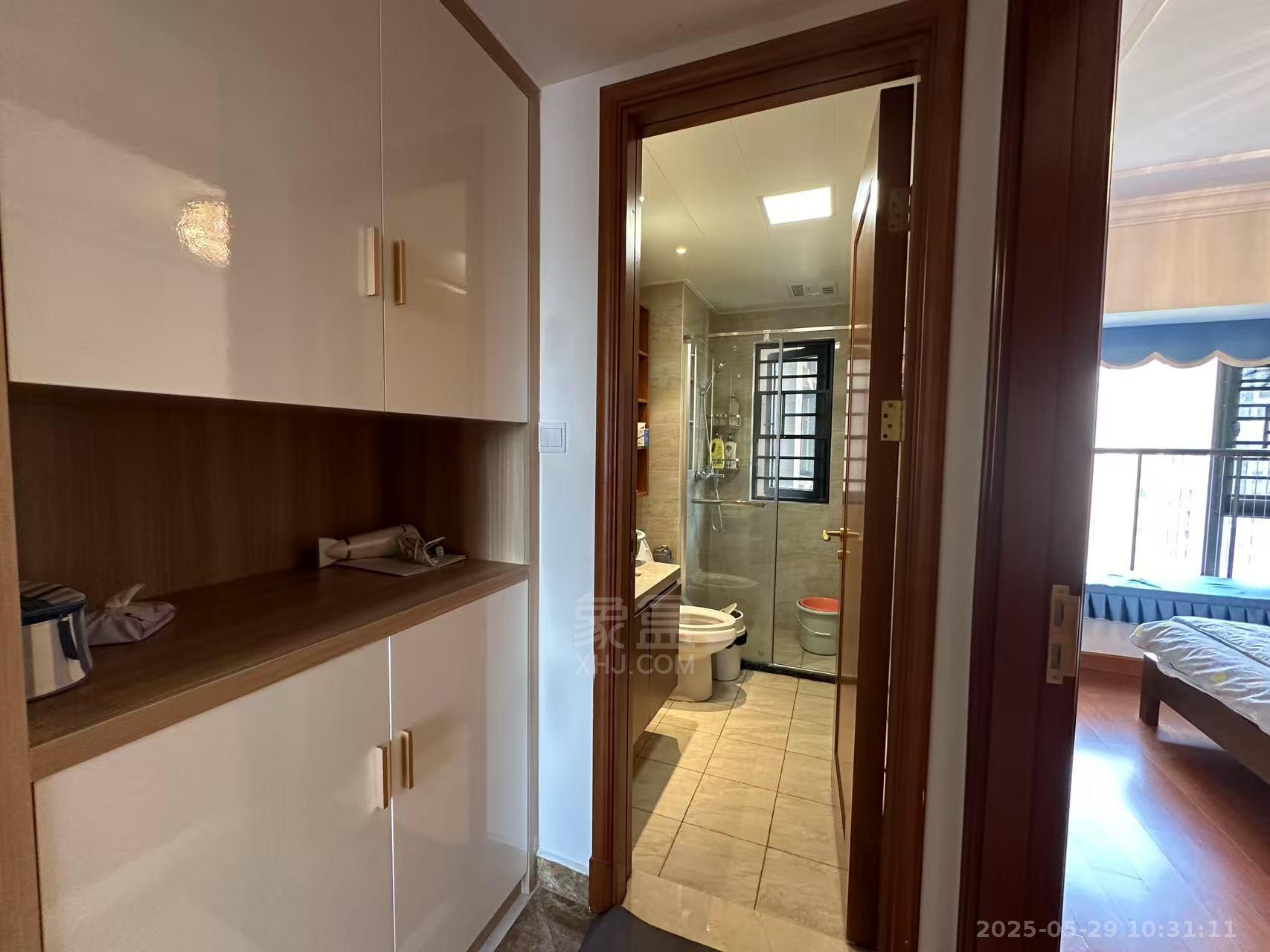 恒大华府 3室2厅1卫 2500.0元/月 恒大华府 3室2厅1卫 2500.0元/月室内图