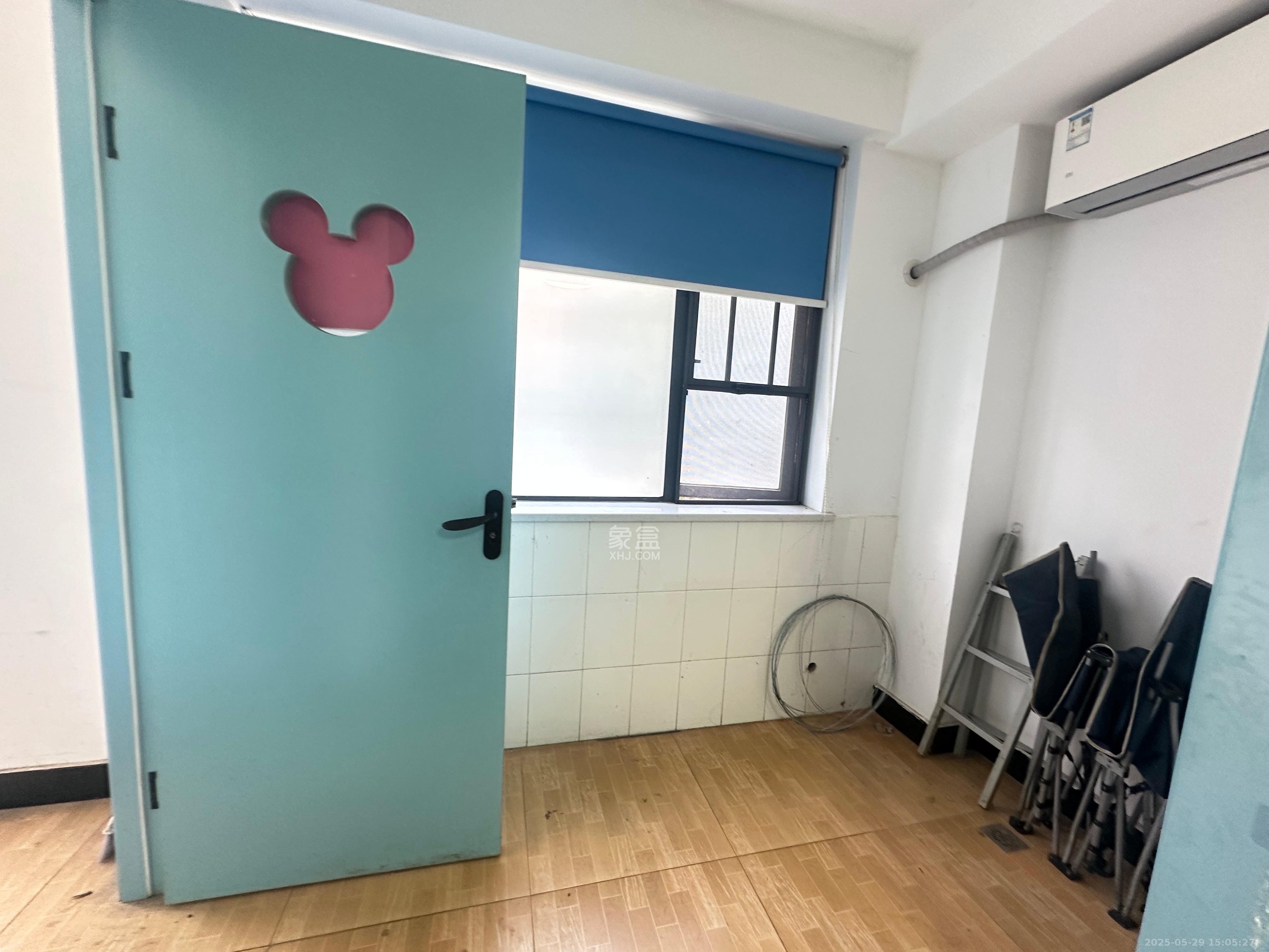 人造板厂宿舍(新河北堤1号) 3室2厅1卫 3800.0元/月 人造板厂宿舍(新河北堤1号) 3室2厅1卫 3800.0元/月室内图