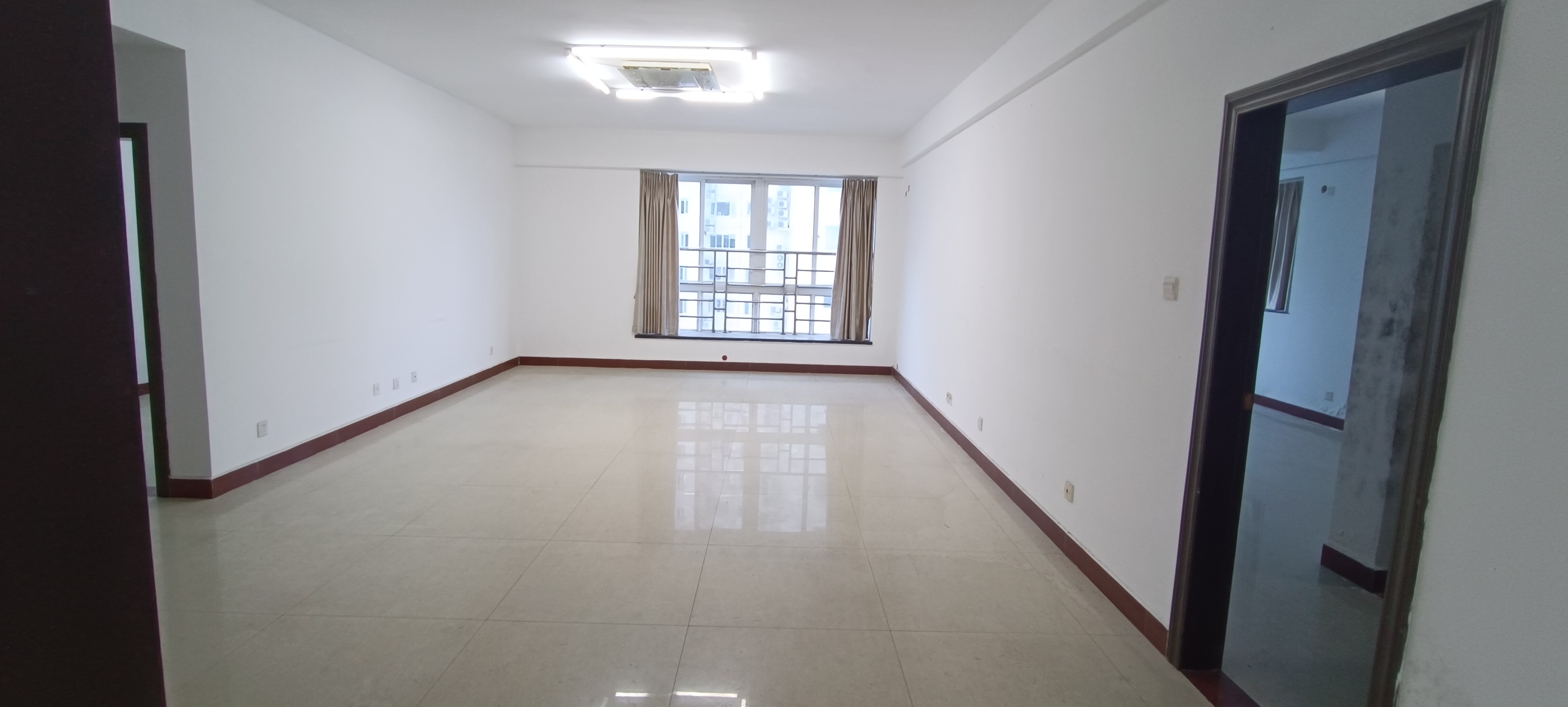 美银大厦 4室2厅1卫 5000.0元/月 美银大厦 4室2厅1卫 5000.0元/月室内图