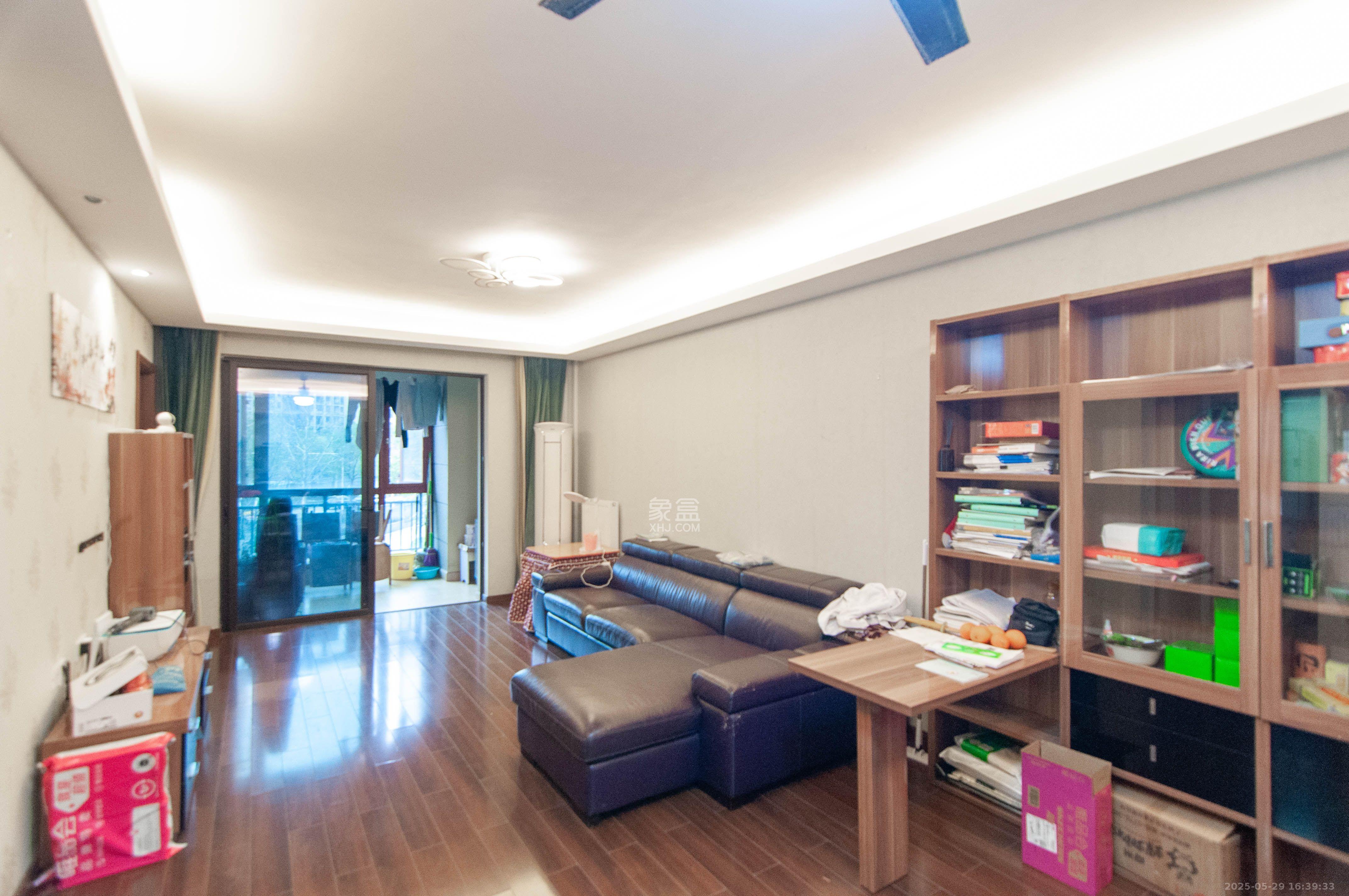 万科里梅溪郡  3室2厅1卫   3300.00元/月室内图