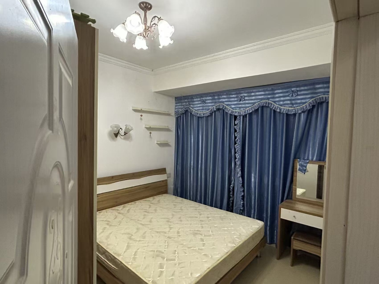 景明佳园 2室2厅1卫 1200.0元/月 景明佳园 2室2厅1卫 1200.0元/月室内图