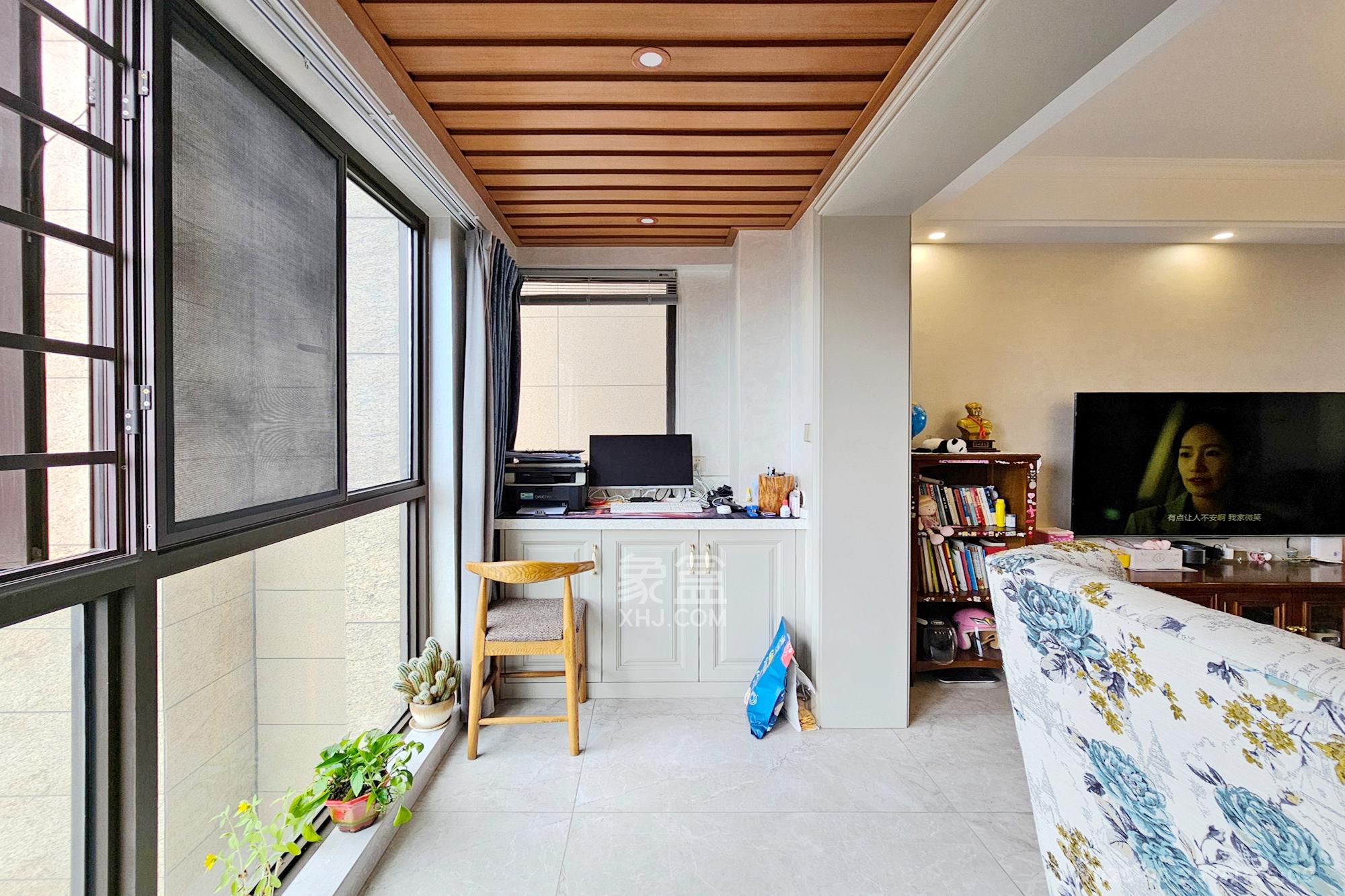 明昇壹城(明昇时代广场)二期  4室2厅2卫    223.0万 明昇壹城(明昇时代广场)二期  4室2厅2卫    223.0万阳台