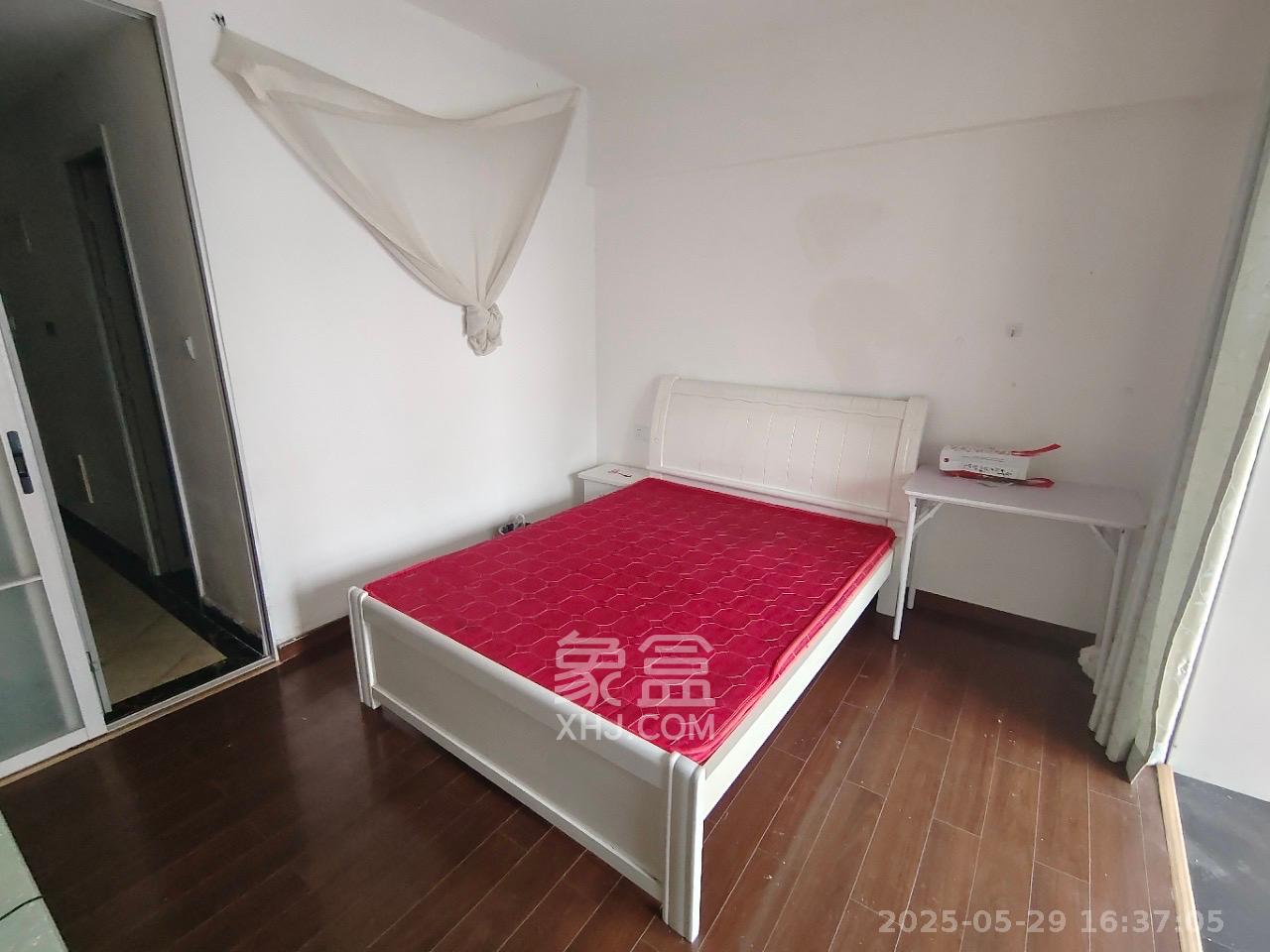 达美D6区  1室1厅1卫   1400.00元/月