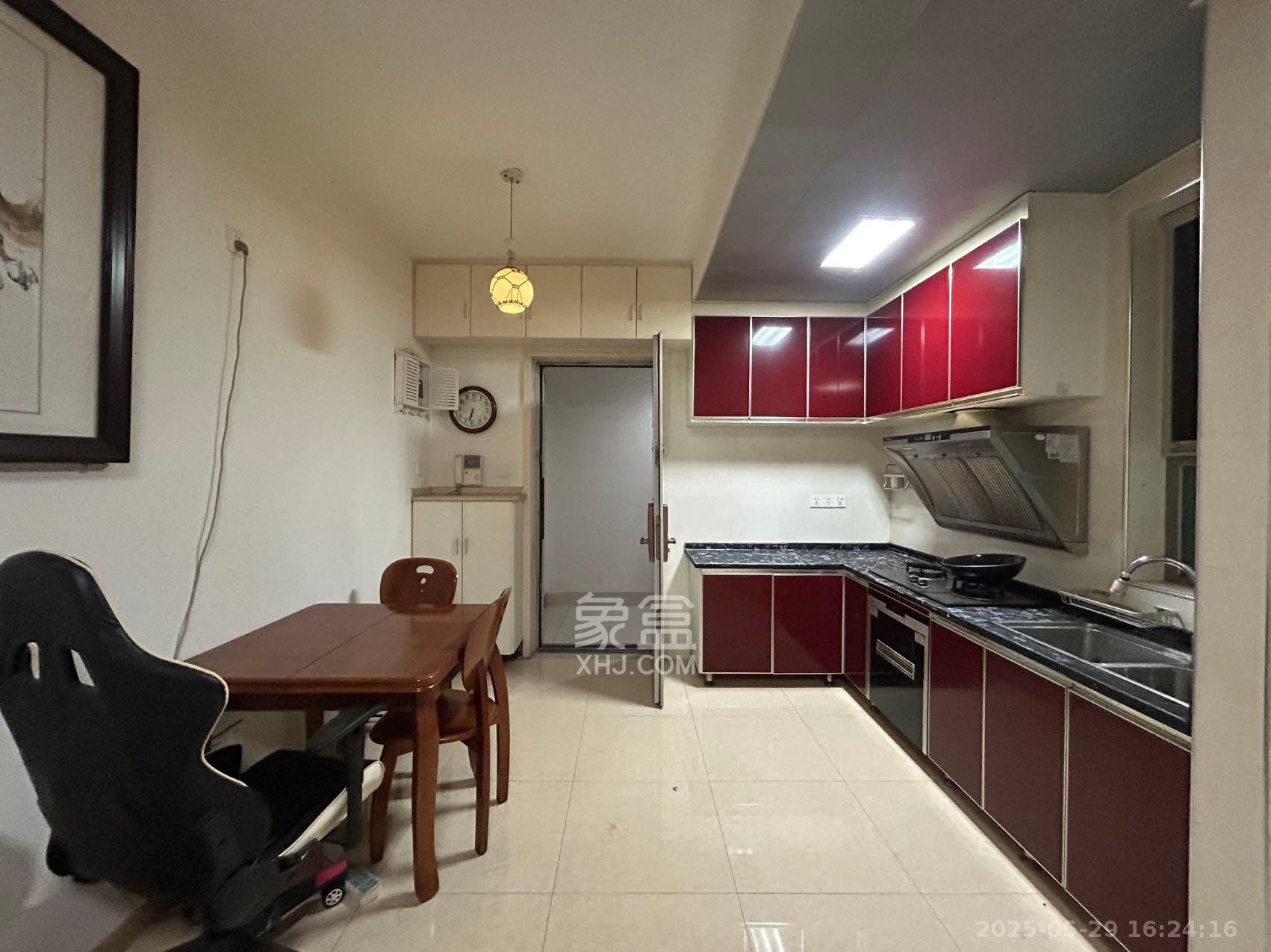 怡海星城 1室1厅1卫 1300.0元/月 怡海星城 1室1厅1卫 1300.0元/月室内图