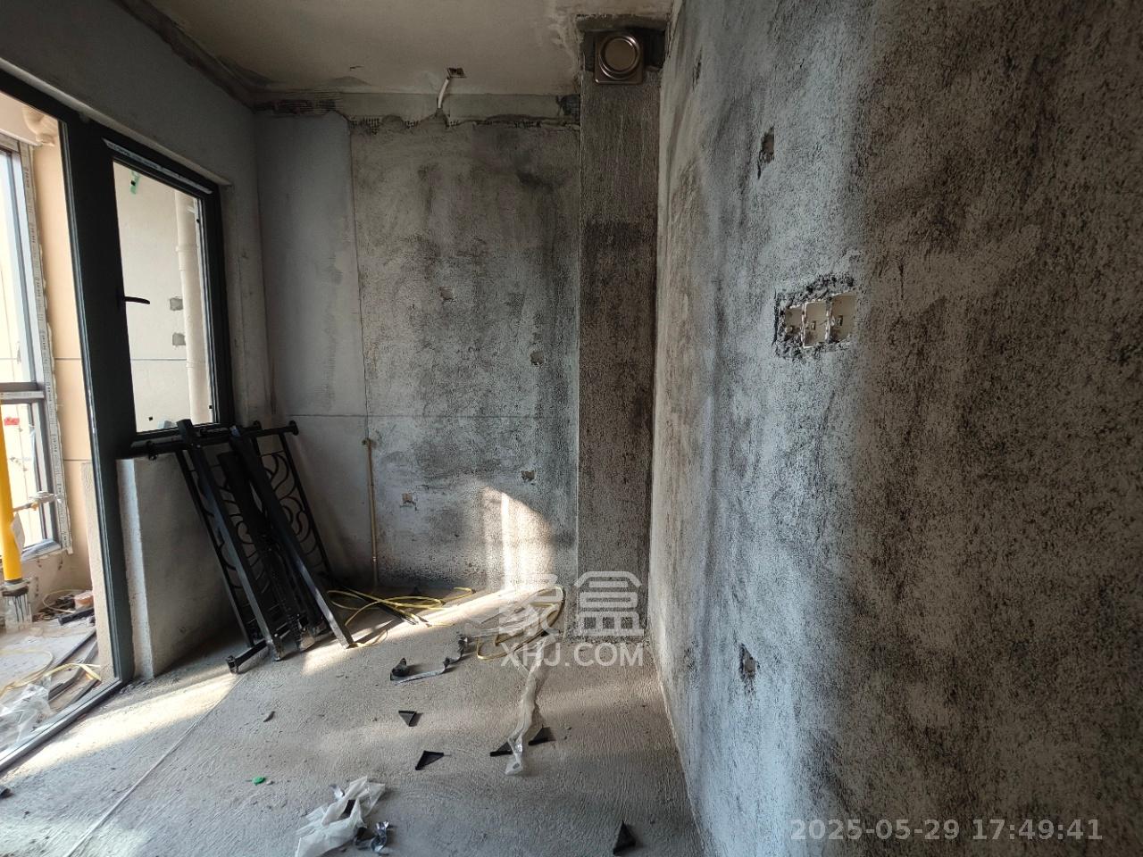 恒大江湾  3室2厅2卫    2300.0元/月 恒大江湾  3室2厅2卫    2300.0元/月室内图