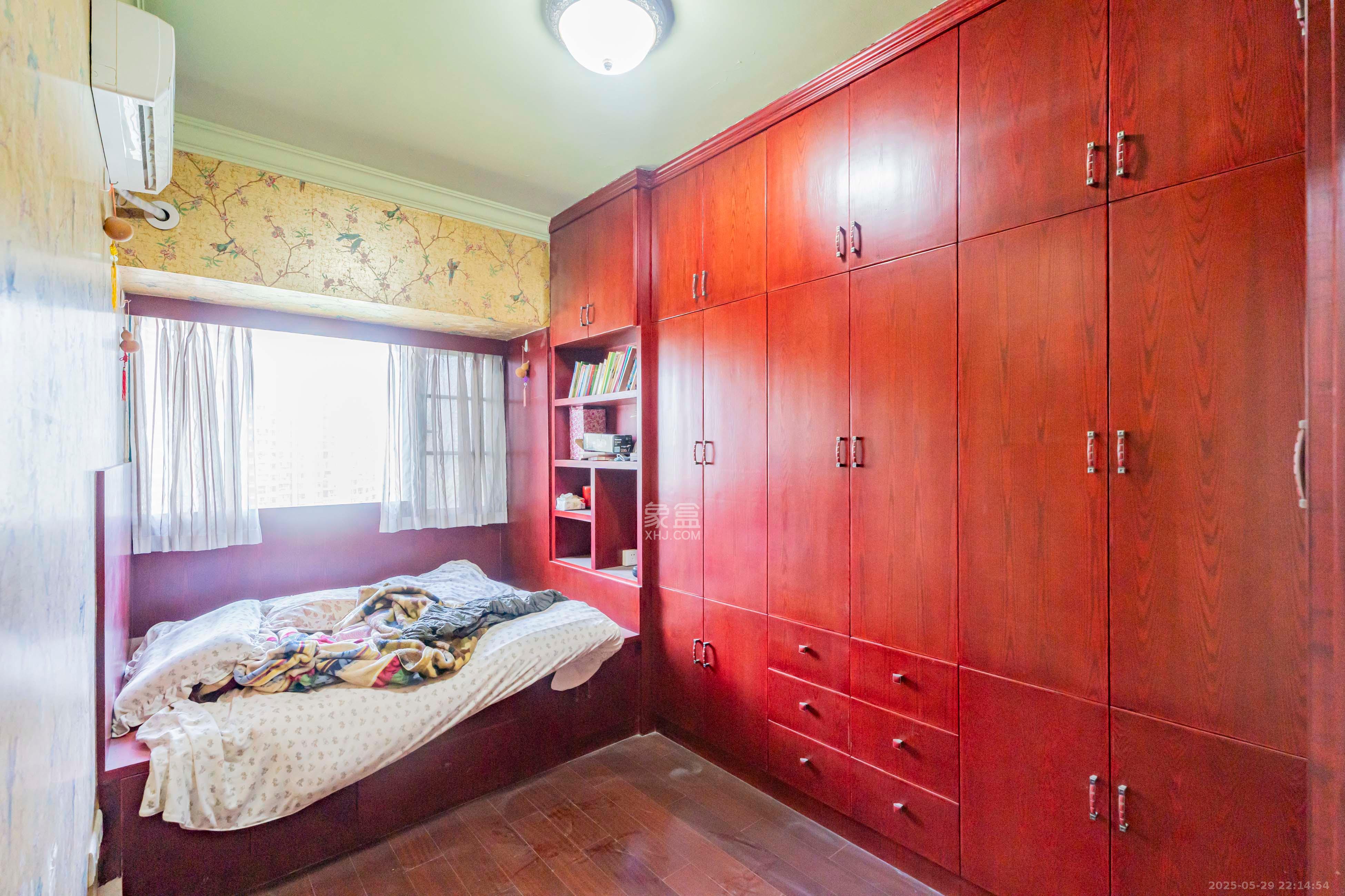 恒大雅苑 3室2厅1卫 86.0万 恒大雅苑 3室2厅1卫 86.0万卧室