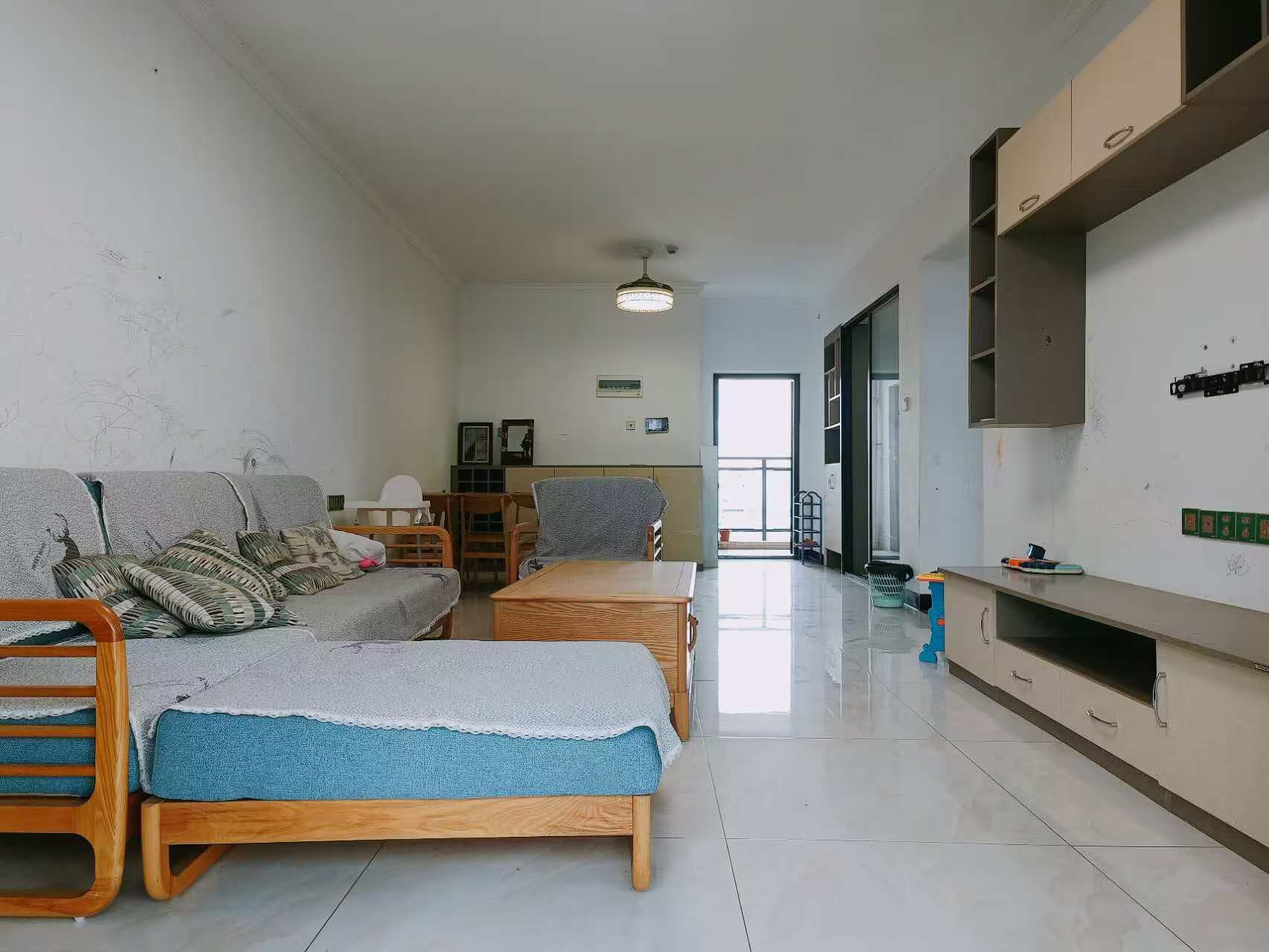 海鑫城一期  2室2厅1卫    138.0万 海鑫城一期  2室2厅1卫    138.0万室内图