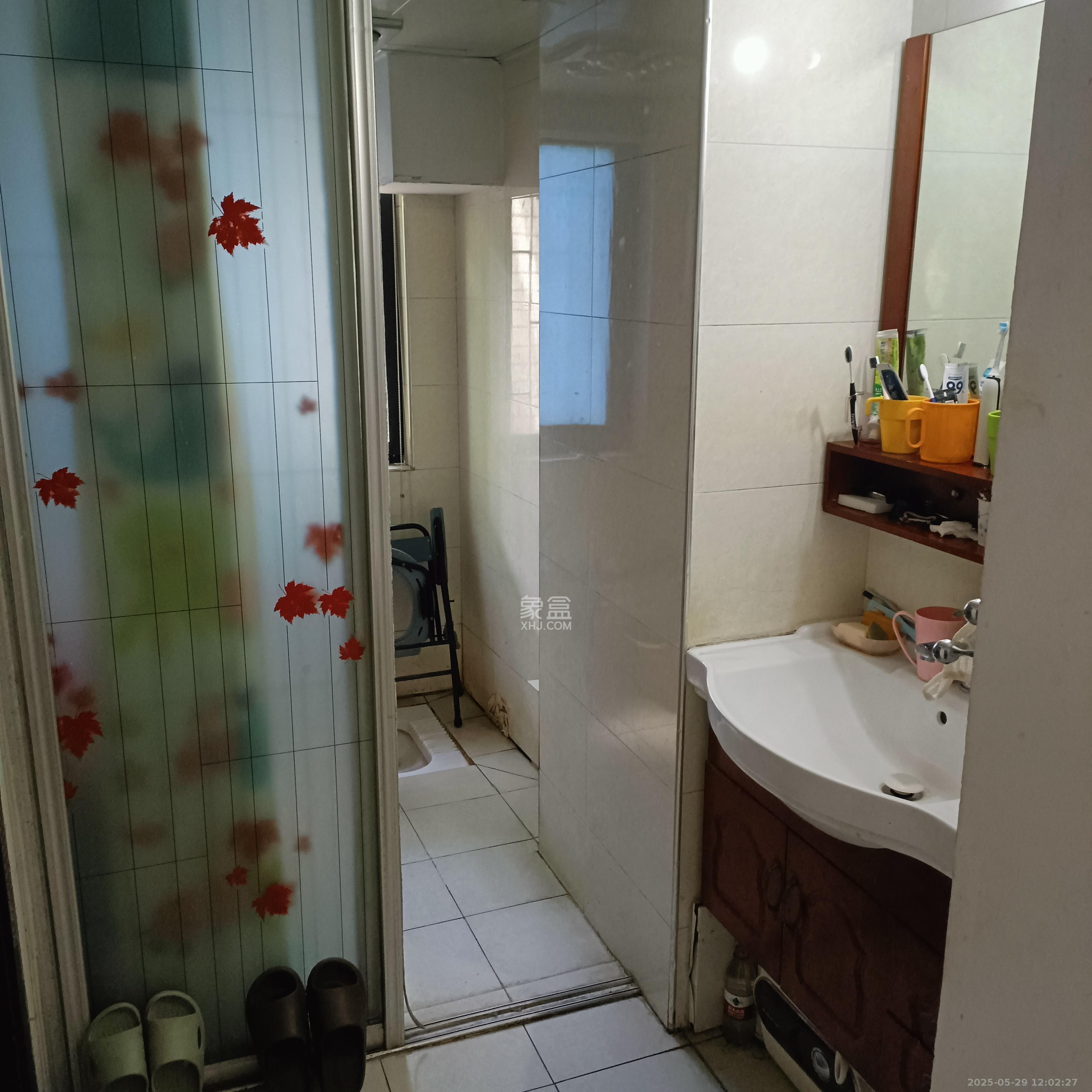 紫薇公寓 3室2厅1卫 2400.0元/月 紫薇公寓 3室2厅1卫 2400.0元/月室内图