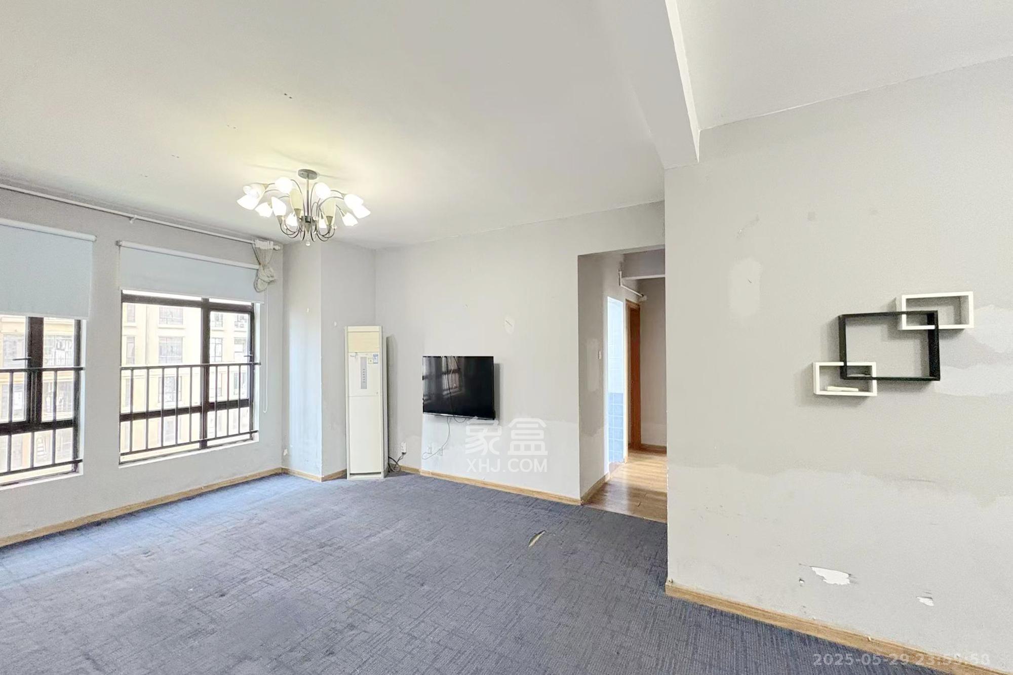 湘域城邦(湘域国际中心)  3室2厅1卫    200.0万 湘域城邦(湘域国际中心)  3室2厅1卫    200.0万