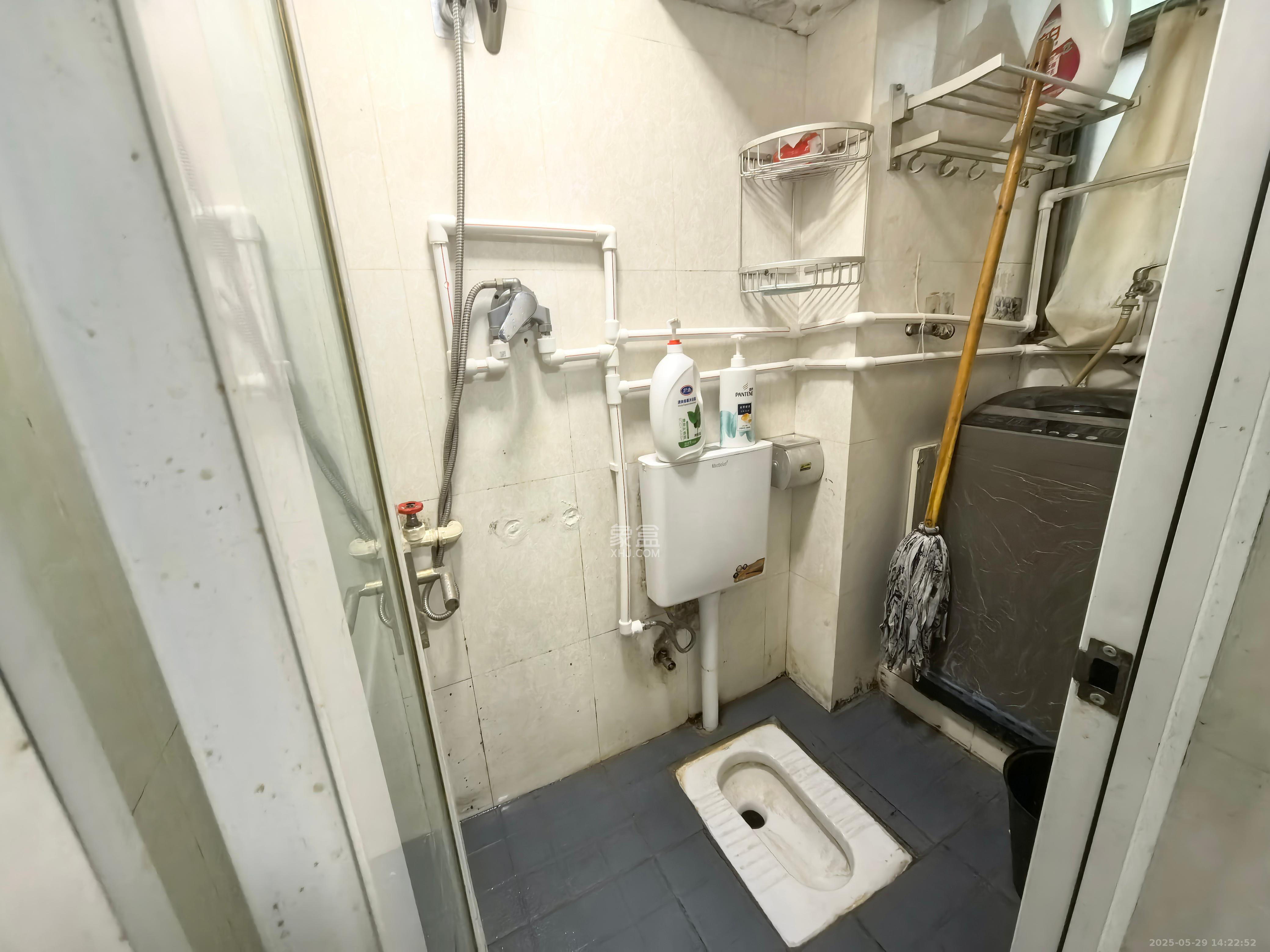长坡社区  2室1厅1卫   1700.00元/月室内图