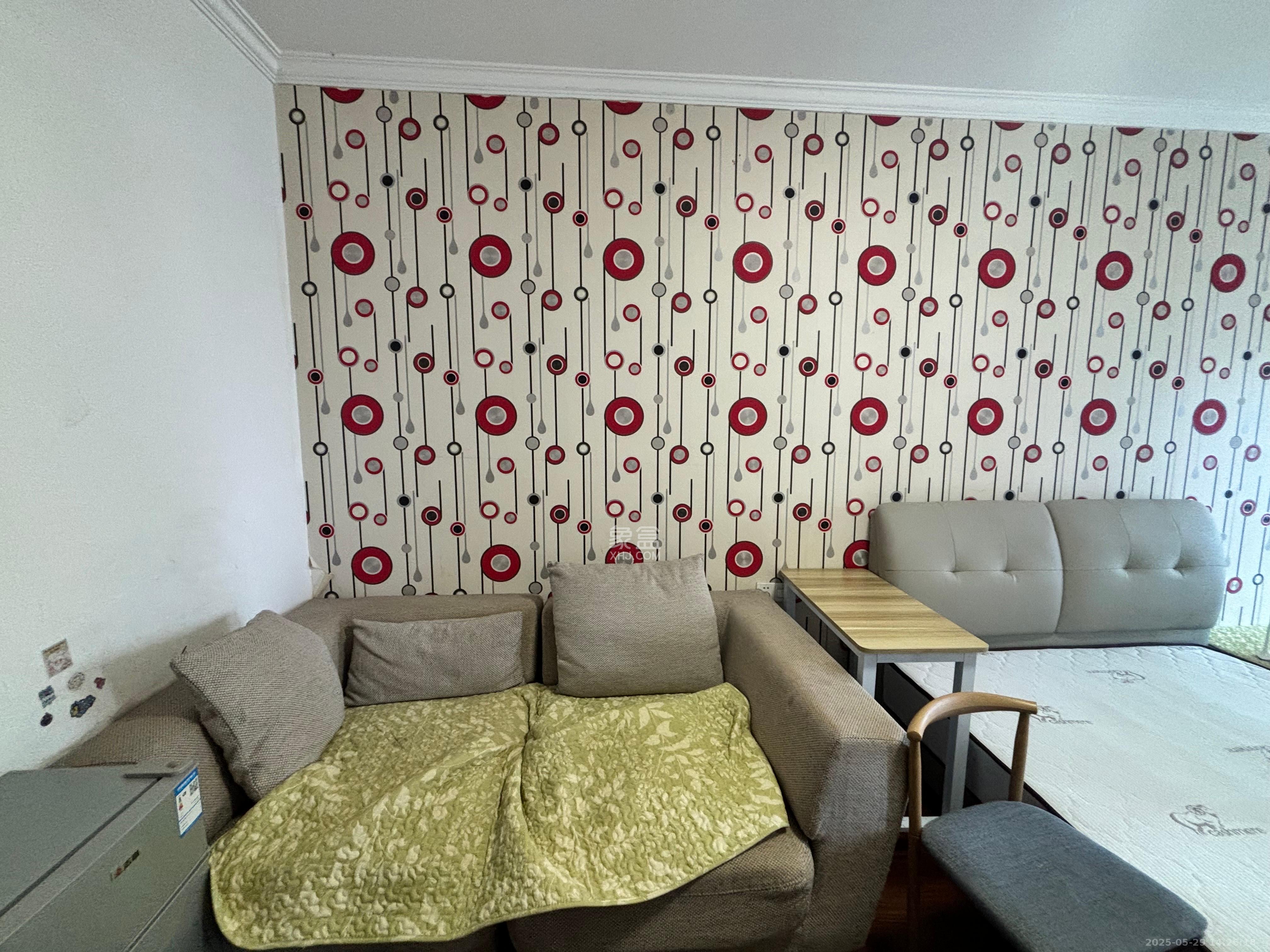 香樟兰亭(朗峰苑) 1室1厅1卫 1300.0元/月 香樟兰亭(朗峰苑) 1室1厅1卫 1300.0元/月室内图