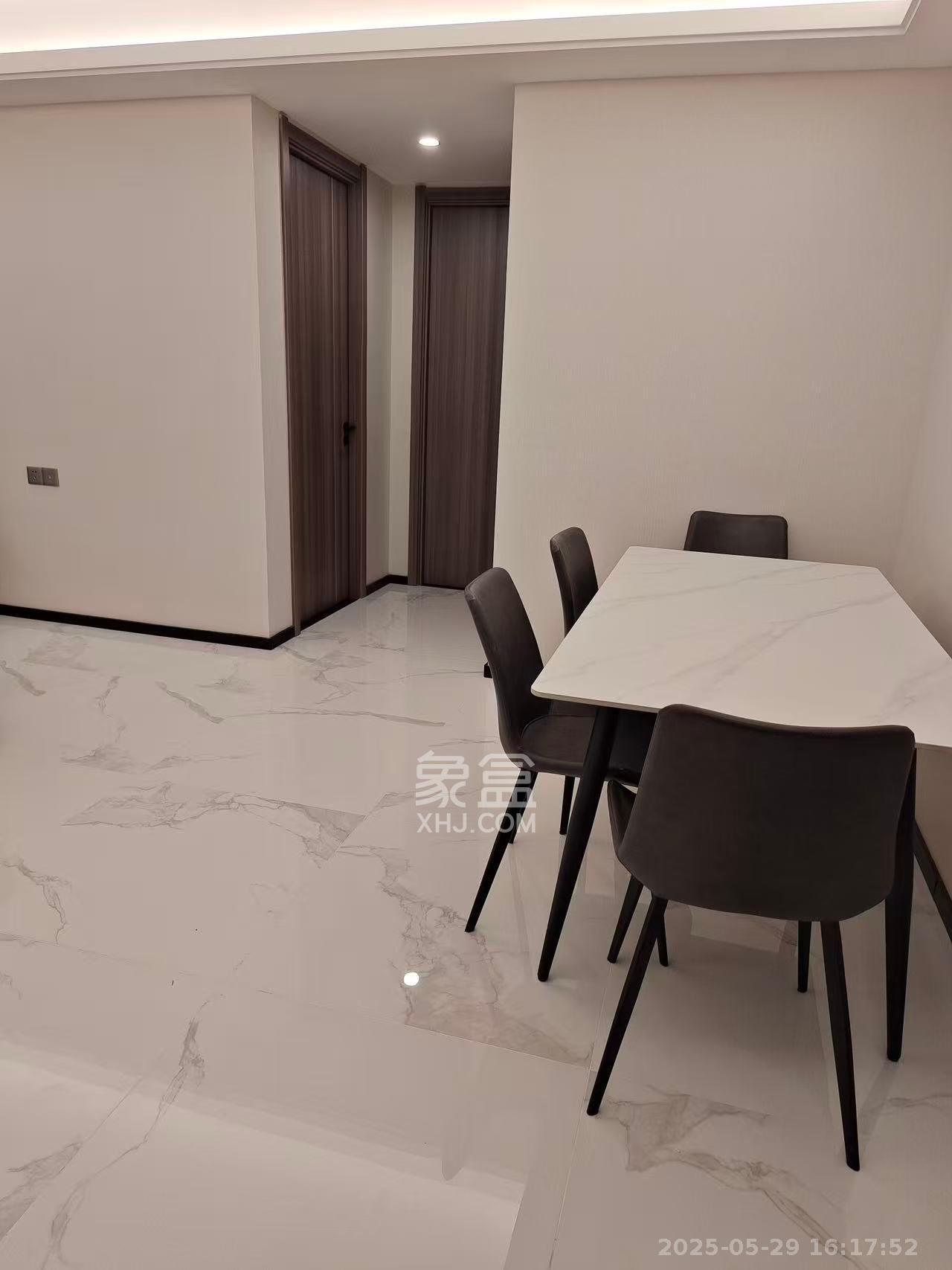中海阅溪府  3室2厅2卫   3200.00元/月室内图