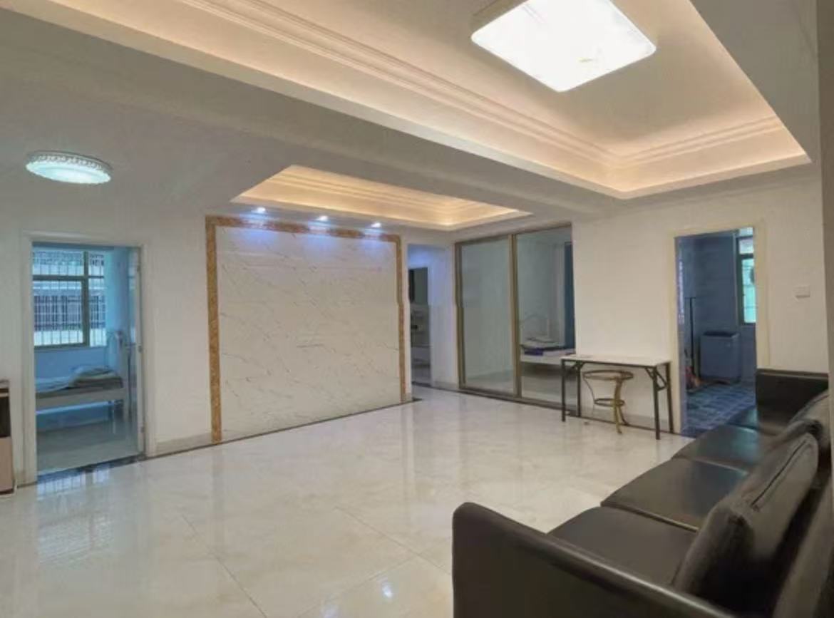 红玫瑰大厦 4室2厅2卫 3500.0元/月 红玫瑰大厦 4室2厅2卫 3500.0元/月室内图