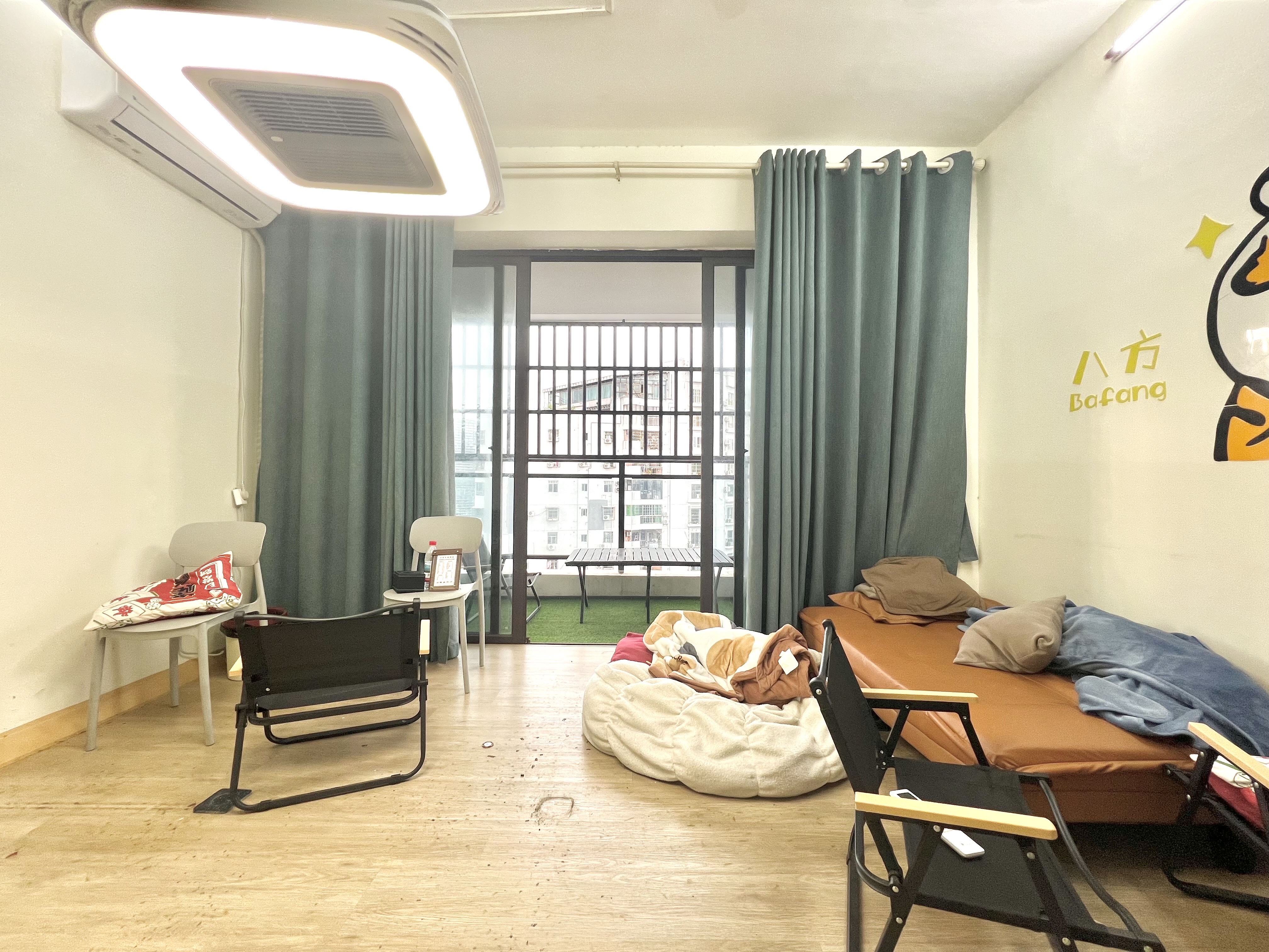 骏豪广场  5室2厅2卫   5000.00元/月室内图