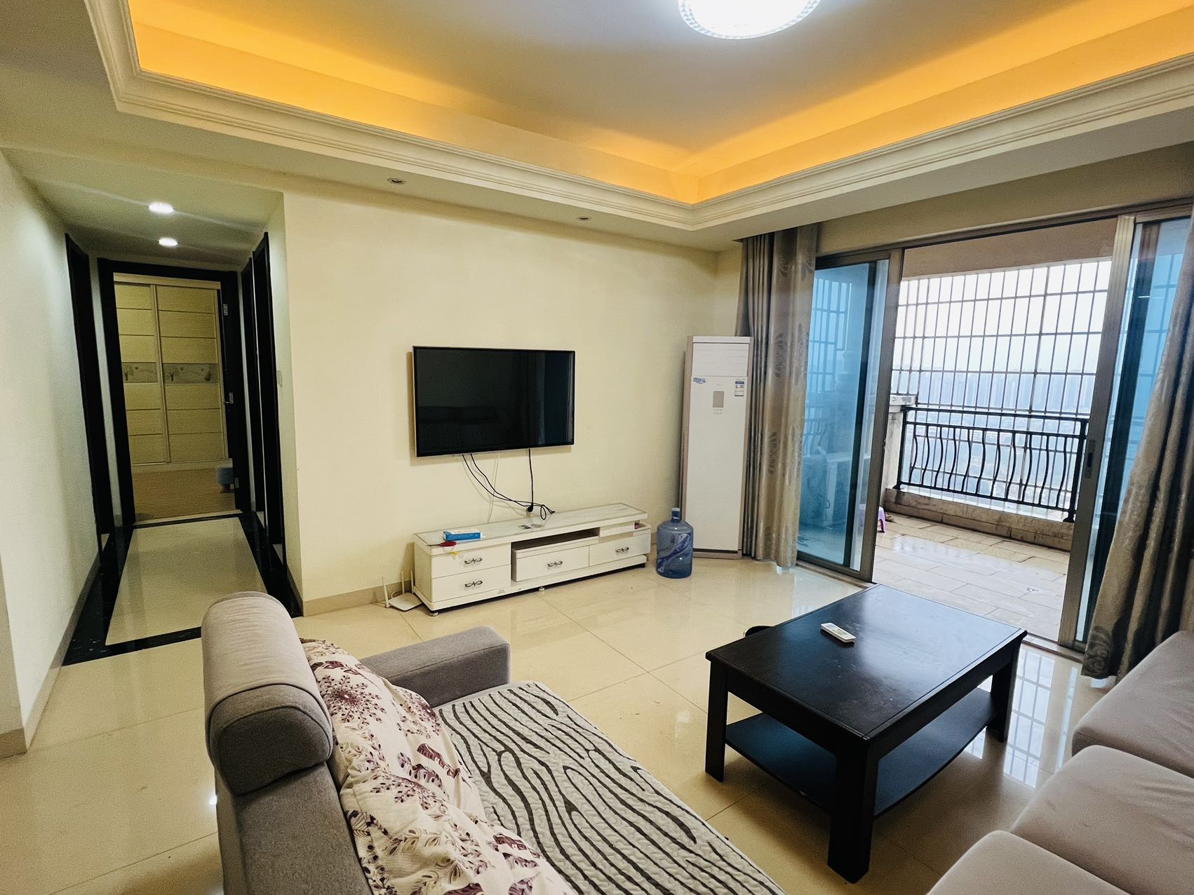 碧桂园 3室2厅2卫 1800.0元/月 碧桂园 3室2厅2卫 1800.0元/月室内图