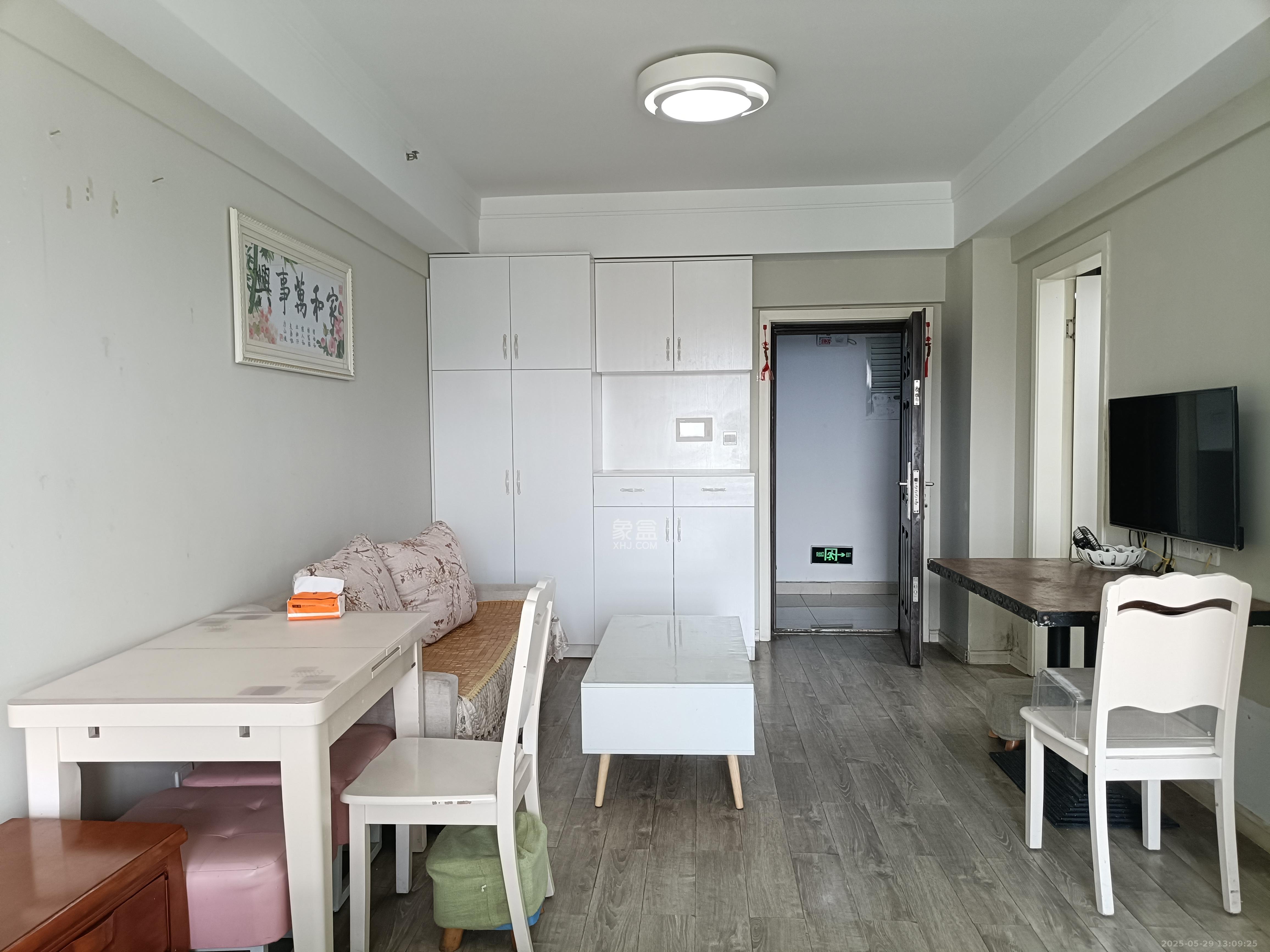 美洲故事高层 2室0厅0卫 1700.0元/月 美洲故事高层 2室0厅0卫 1700.0元/月室内图