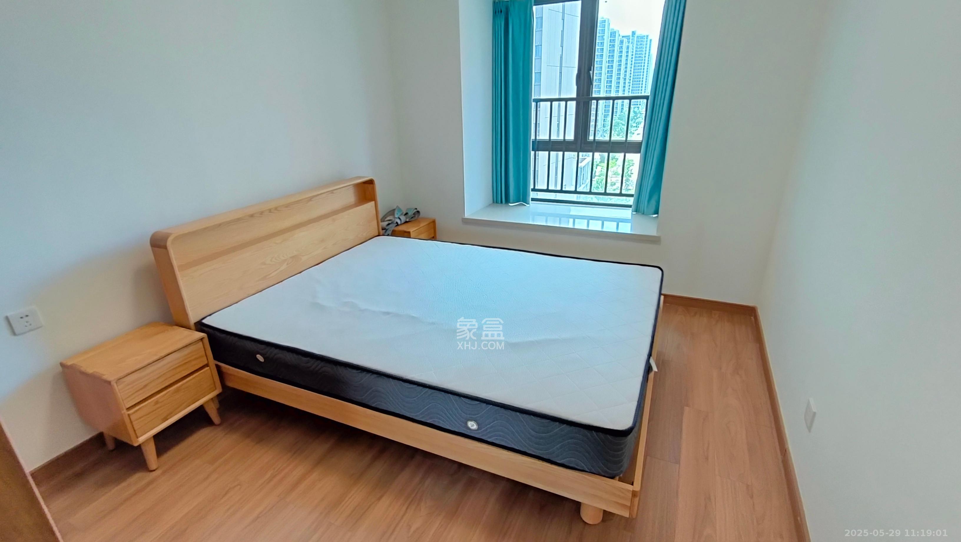 深业鹭栖府  4室2厅2卫   3800.00元/月室内图