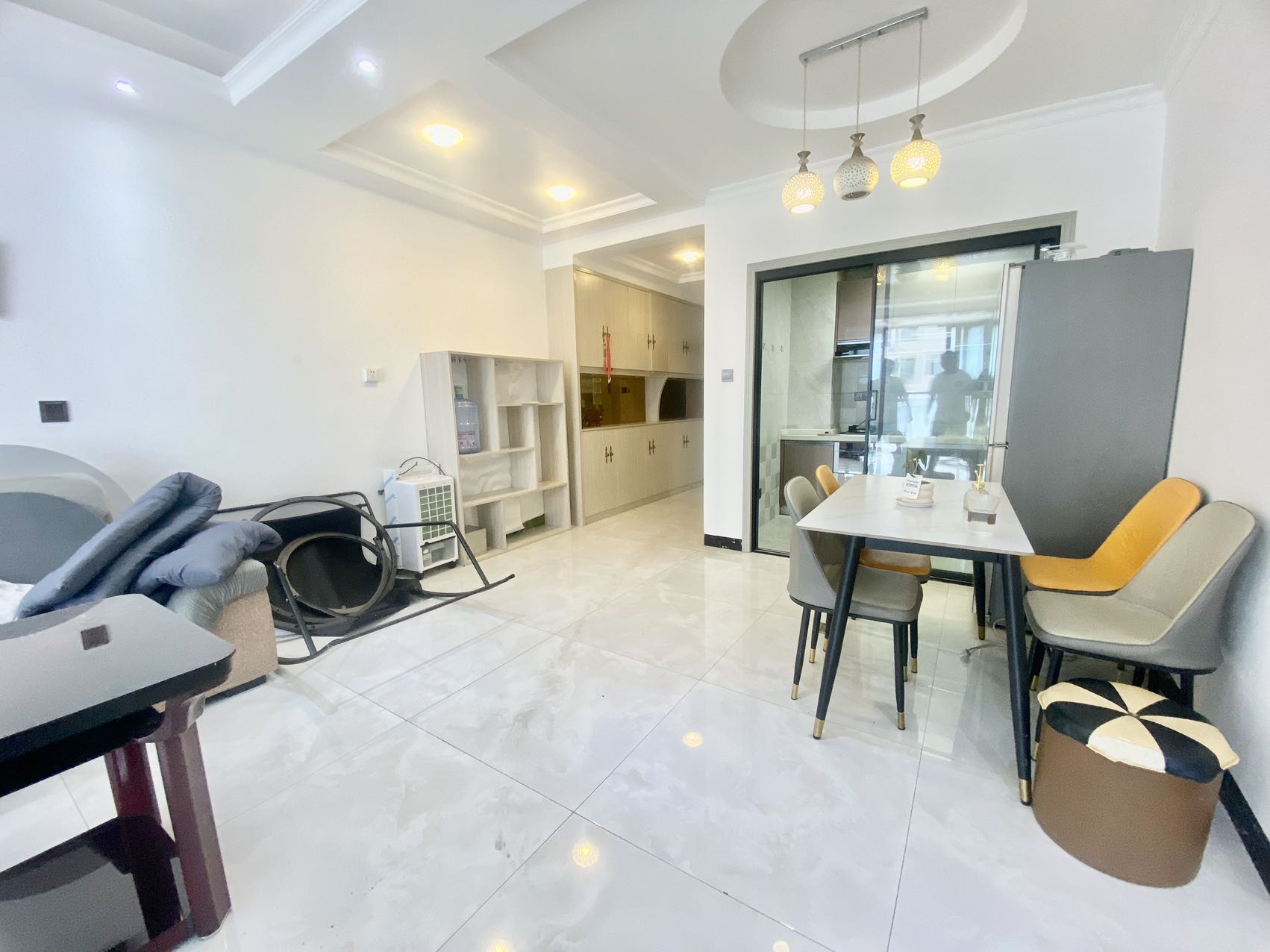 华都国际花园 2室2厅1卫 1600.0元/月 华都国际花园 2室2厅1卫 1600.0元/月室内图