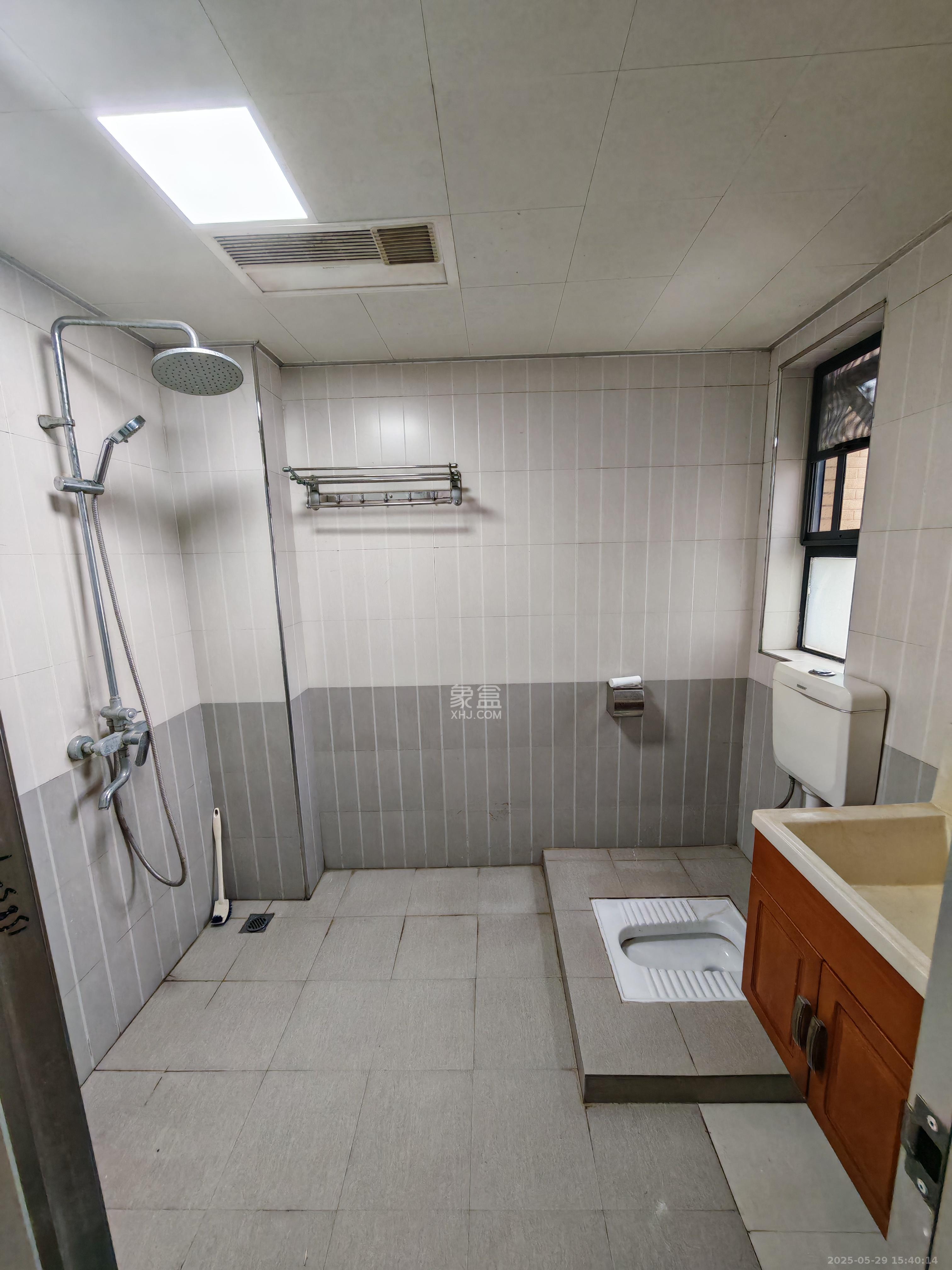 中建麓山和苑  3室2厅1卫    1600.0元/月 中建麓山和苑  3室2厅1卫    1600.0元/月室内图