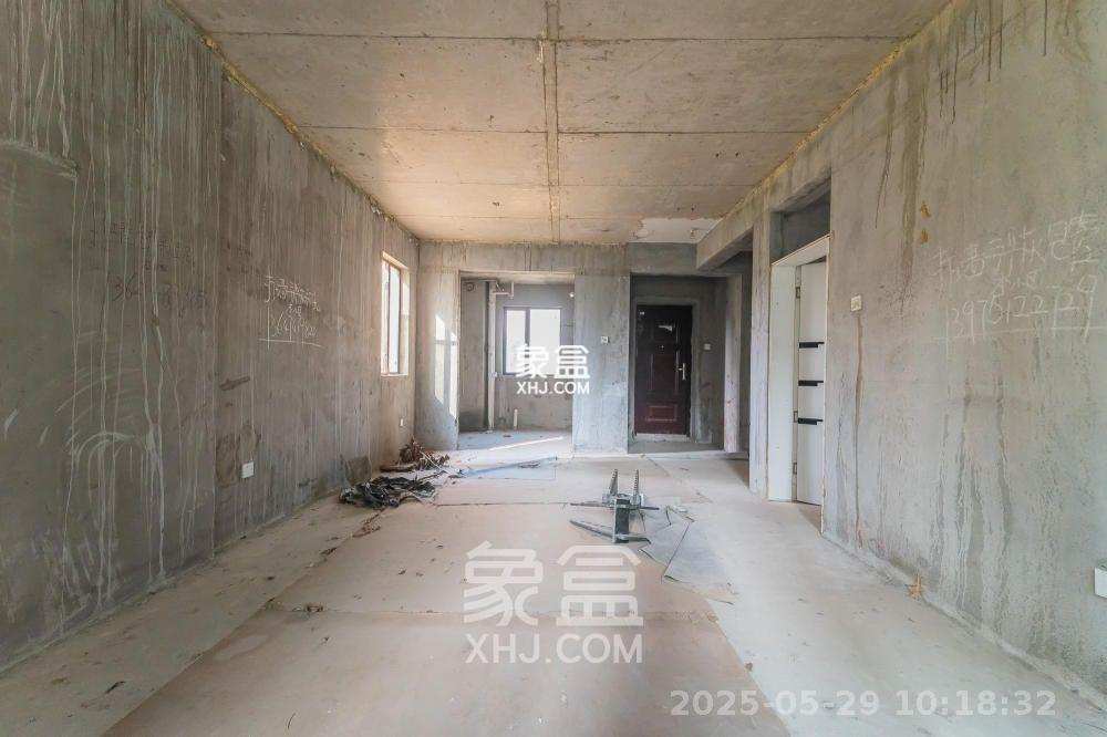 星湖湾二期高层  4室2厅2卫    1800.0元/月 星湖湾二期高层  4室2厅2卫    1800.0元/月室内图